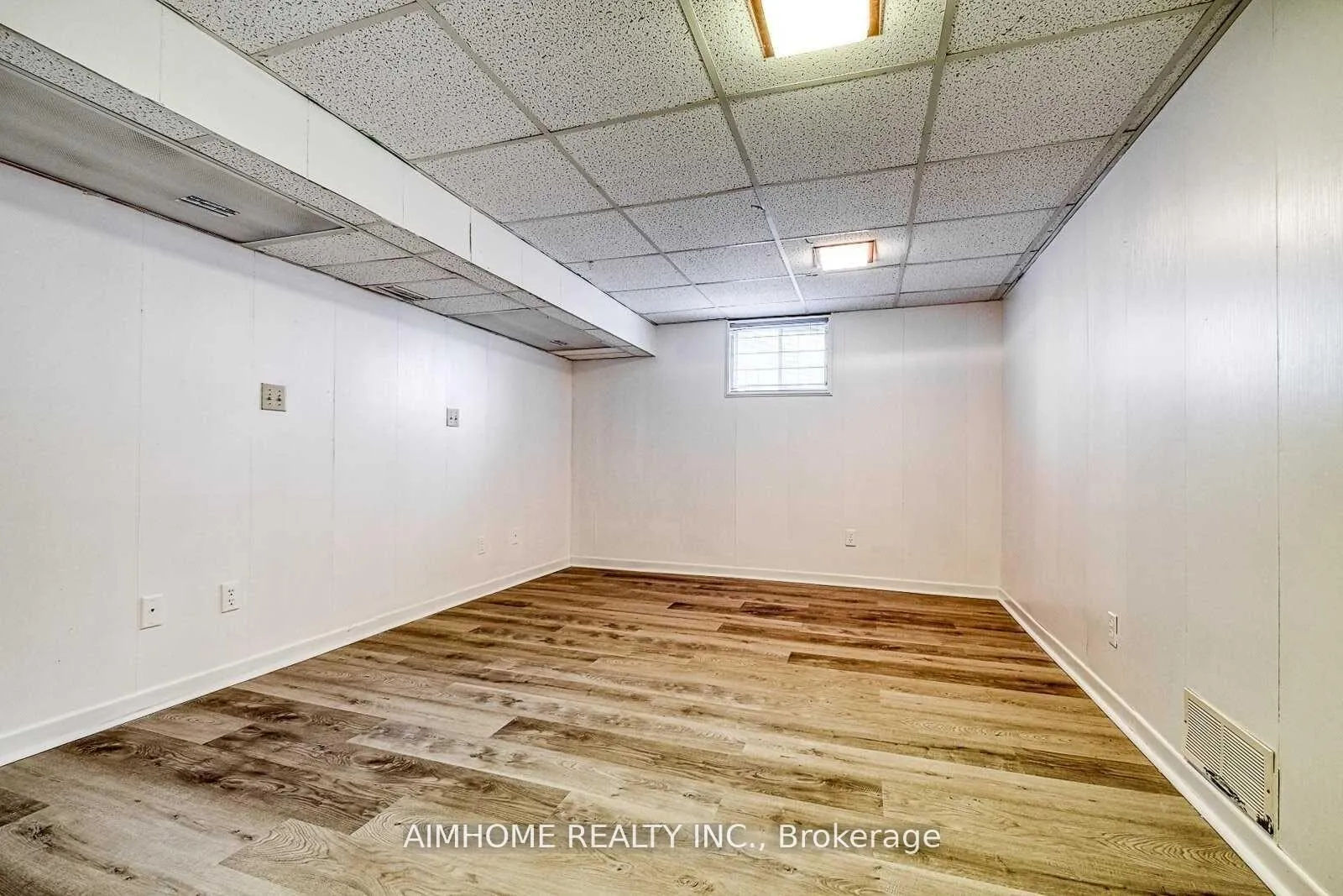 Photo 16 of 26 Frances Crescent, Scarborough, Agincourt South-Malvern West — HOMEH
