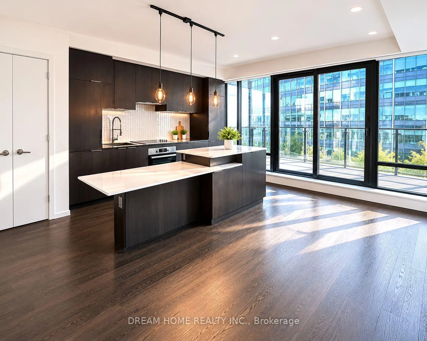 Photo 2 of Unit 1303, 5 St Joseph Street, Toronto, Bay Street Corridor — HOMEH