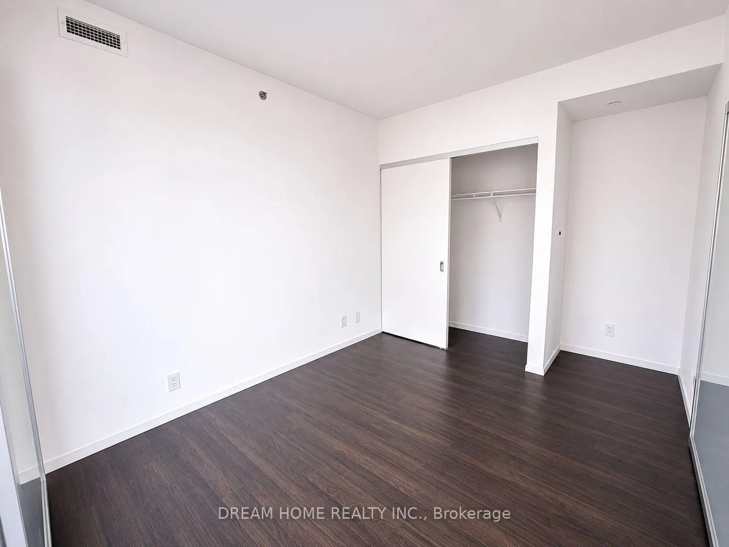Photo 7 of Unit 1303, 5 St Joseph Street, Toronto, Bay Street Corridor — HOMEH