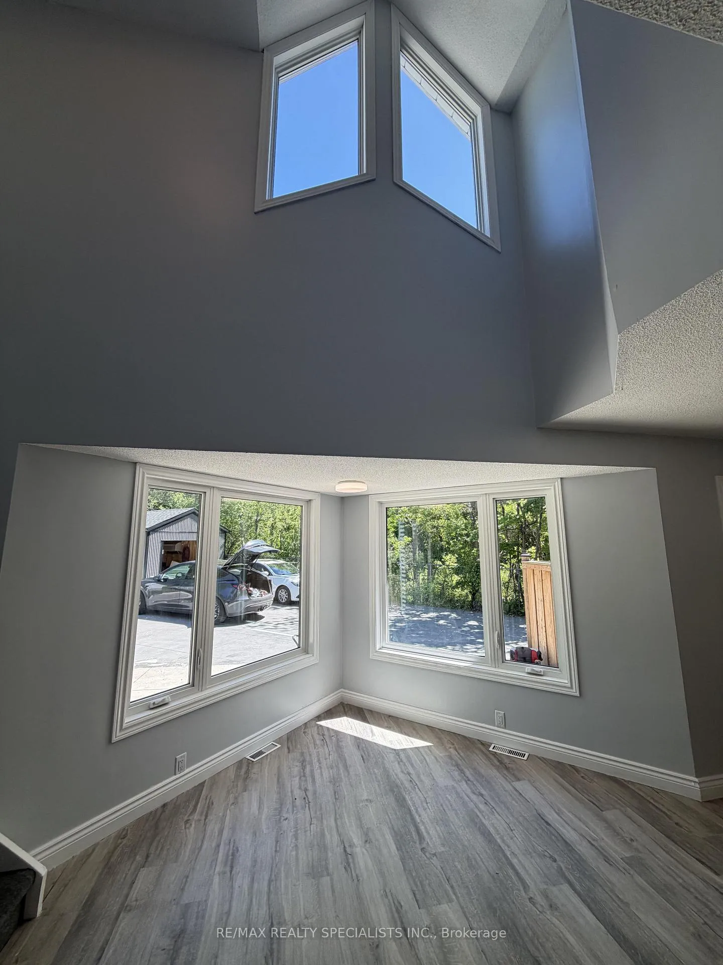Photo 10 of 28B Fleming Avenue, Brampton, Downtown Brampton — HOMEH