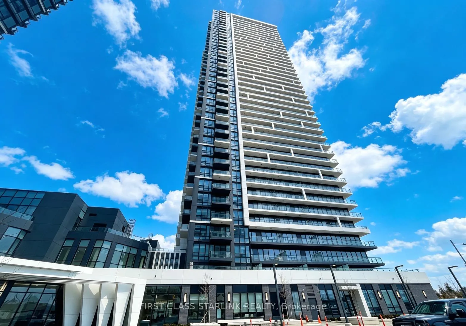 Photo 1 of Unit 3101, 8 Water Walk Drive, Markham, Unionville — HOMEH