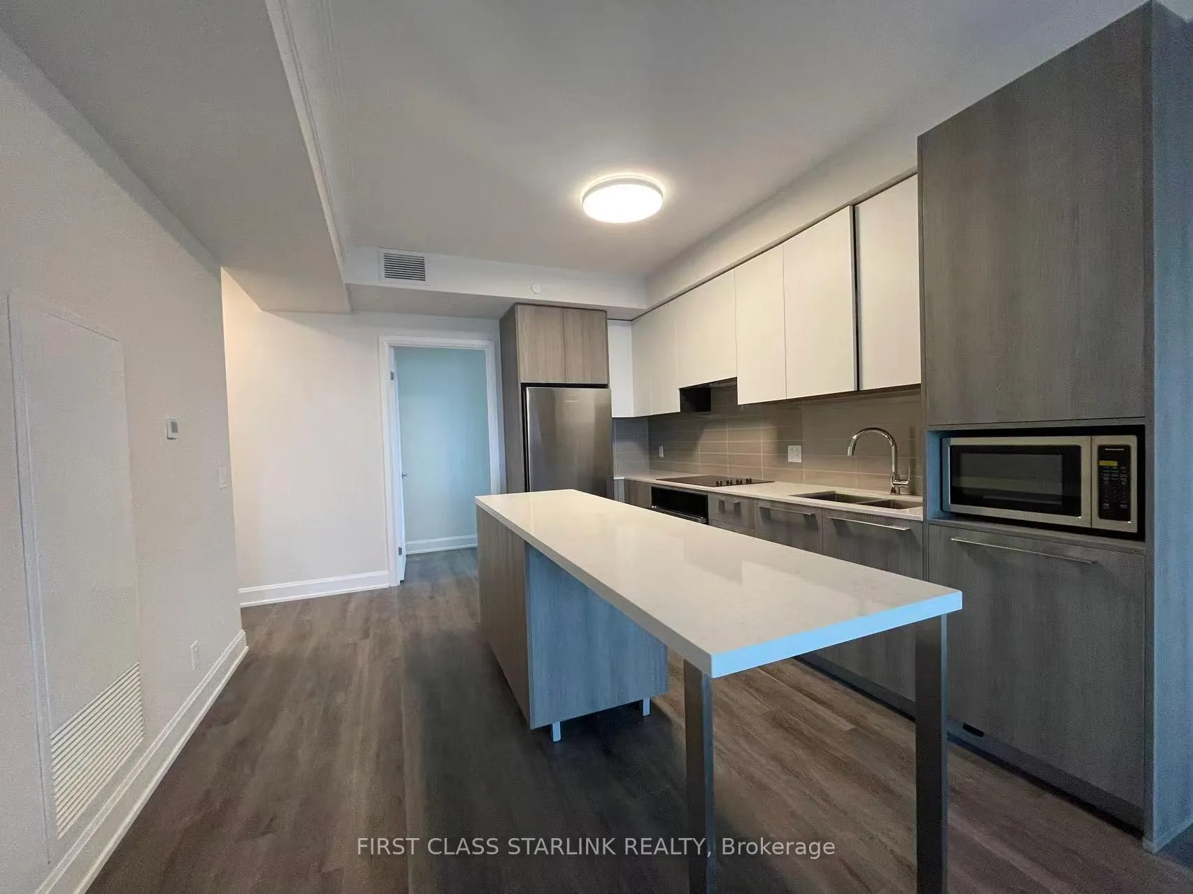 Photo 11 of Unit 3101, 8 Water Walk Drive, Markham, Unionville — HOMEH