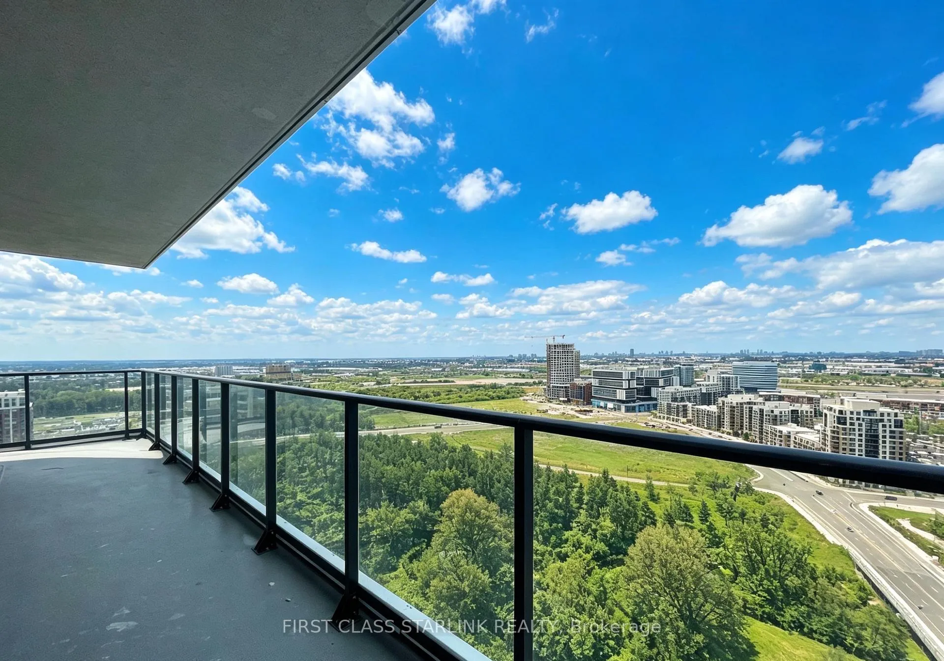Photo 17 of Unit 3101, 8 Water Walk Drive, Markham, Unionville — HOMEH