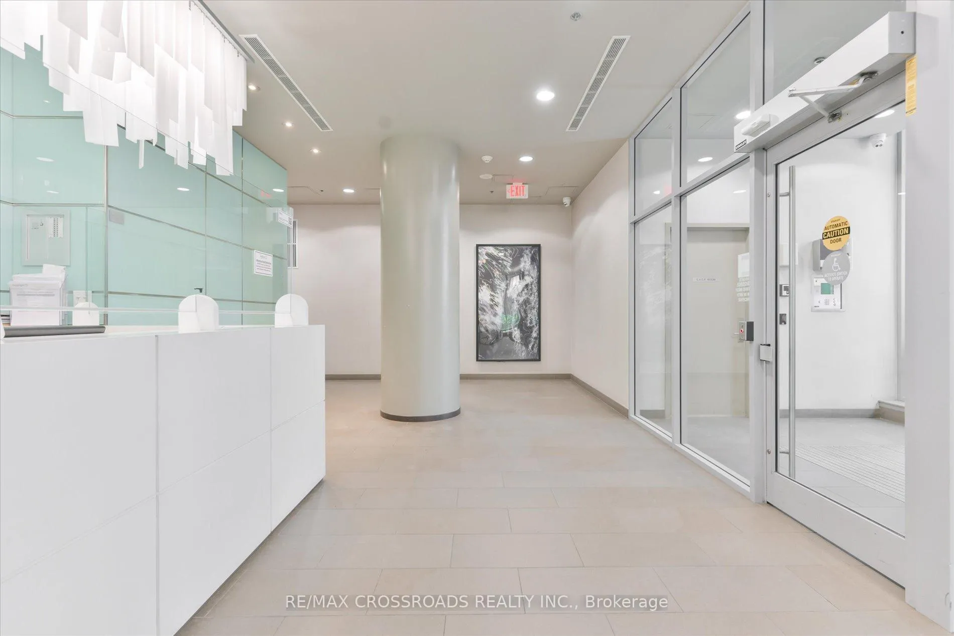 Photo 3 of Unit 706, 126 Simcoe Street, Toronto, Waterfront Communities — HOMEH