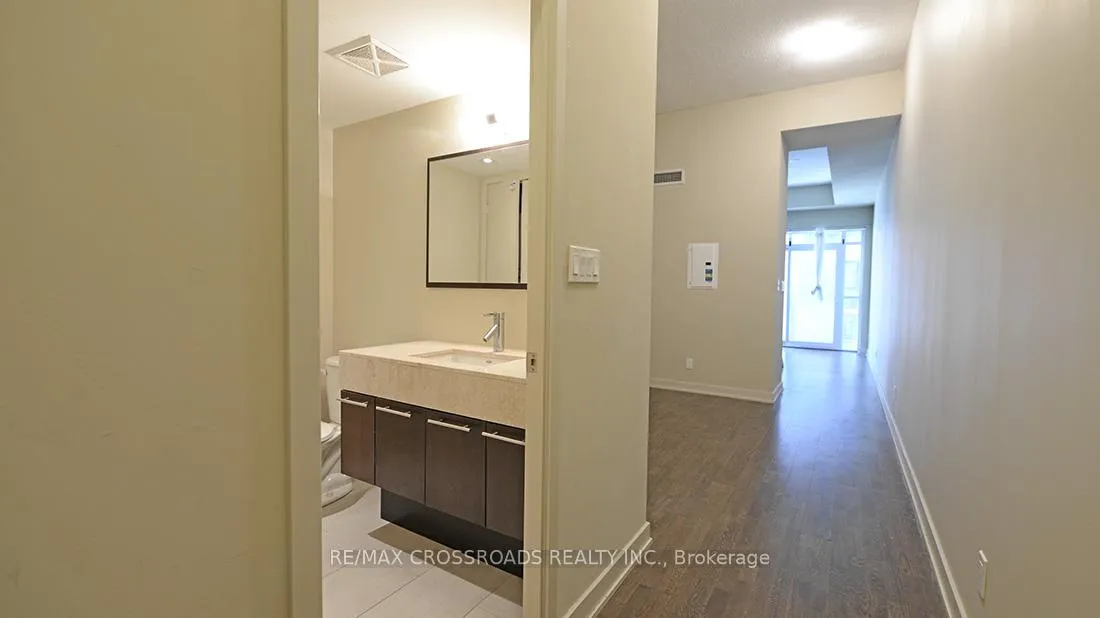 Photo 9 of Unit 706, 126 Simcoe Street, Toronto, Waterfront Communities — HOMEH