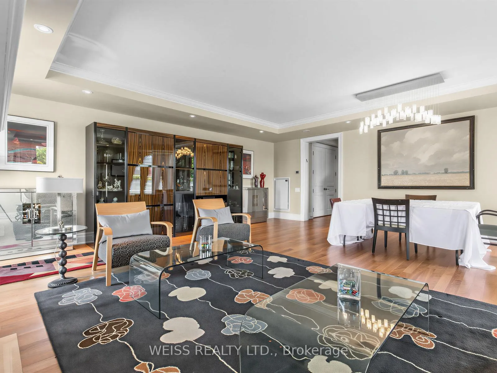 Photo 12 of Unit 506, 155 St Clair Avenue W, Toronto, Casa Loma — HOMEH