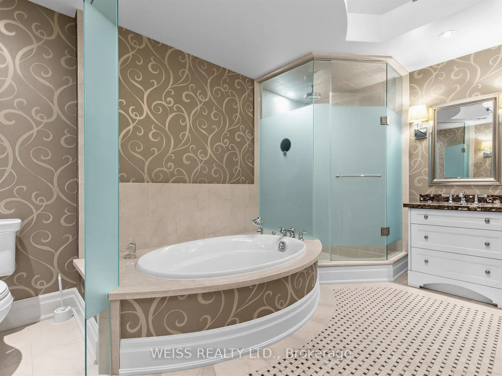 Photo 28 of Unit 506, 155 St Clair Avenue W, Toronto, Casa Loma — HOMEH
