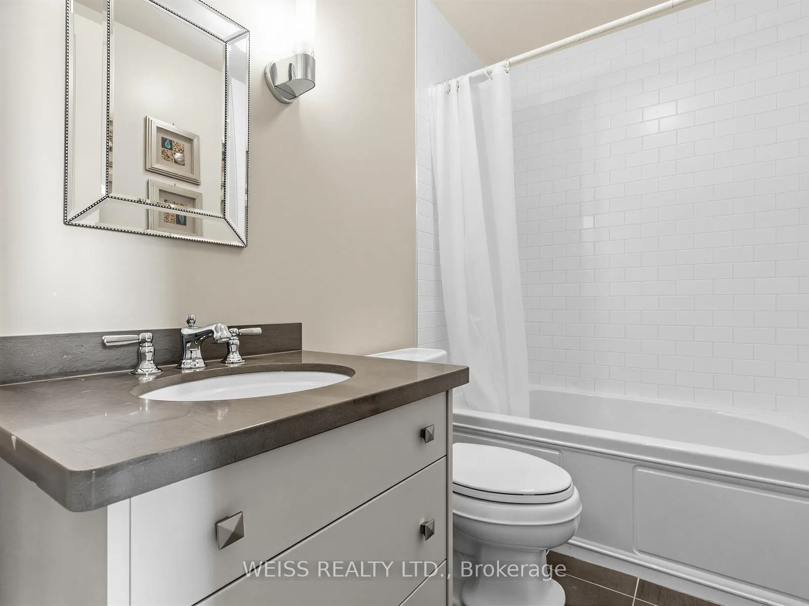 Photo 30 of Unit 506, 155 St Clair Avenue W, Toronto, Casa Loma — HOMEH