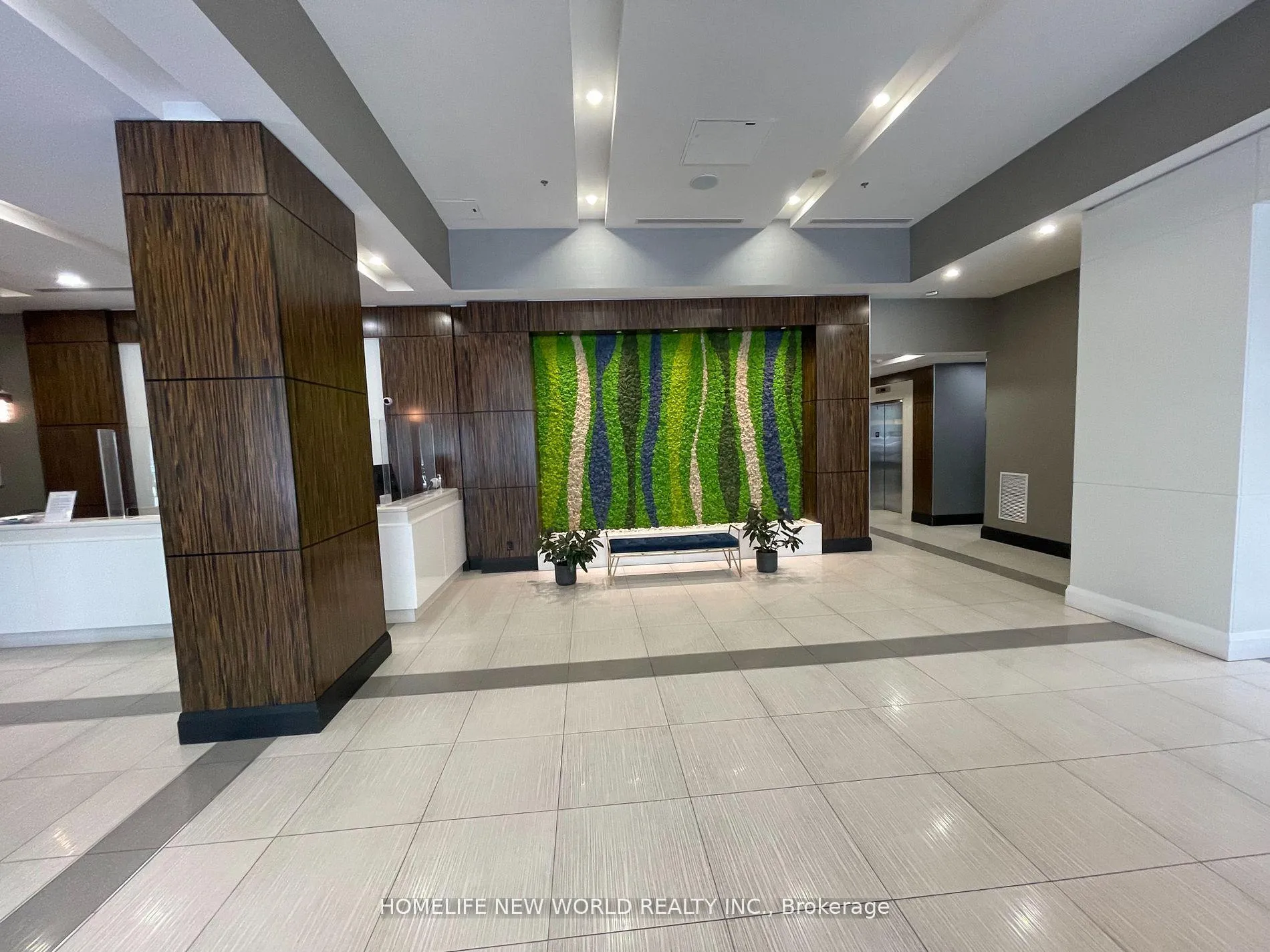 Photo 6 of Unit 2506, 19 Grand Trunk Crescent, Toronto, Waterfront Communities — HOMEH