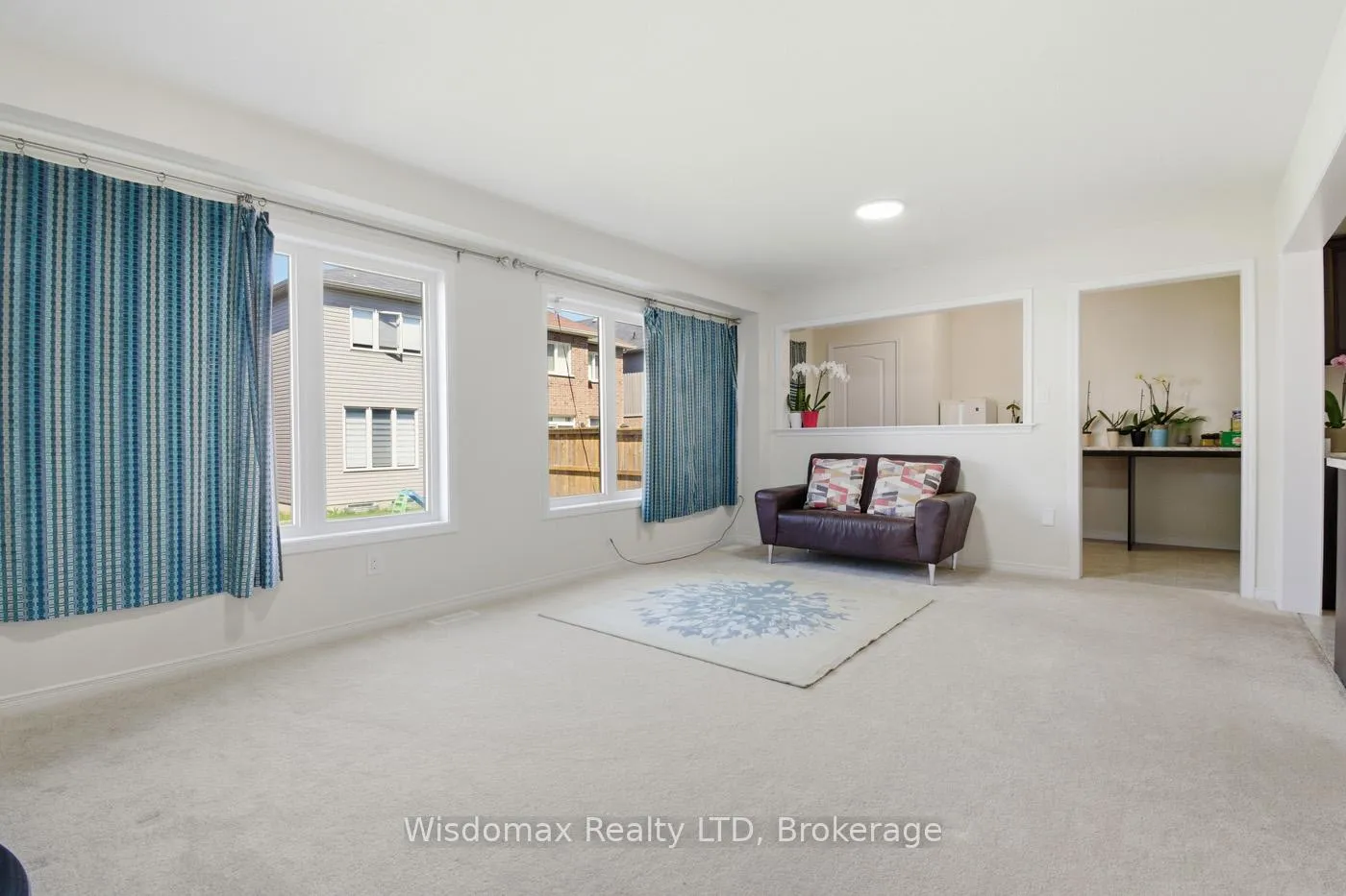 Photo 18 of 7719 Tupelo Crescent, Niagara Falls, Brown — HOMEH