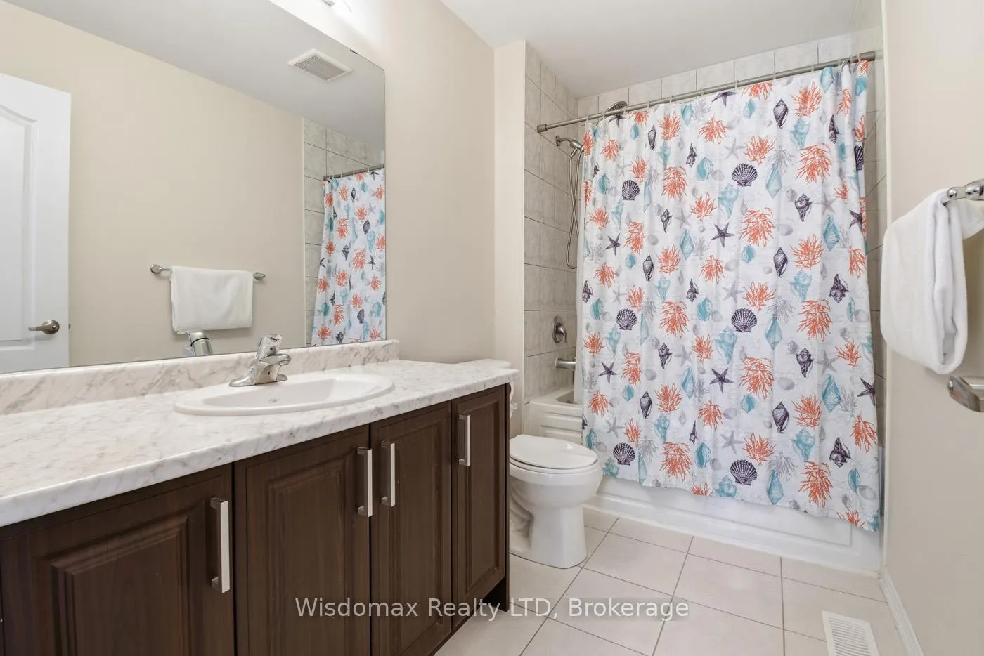 Photo 25 of 7719 Tupelo Crescent, Niagara Falls, Brown — HOMEH