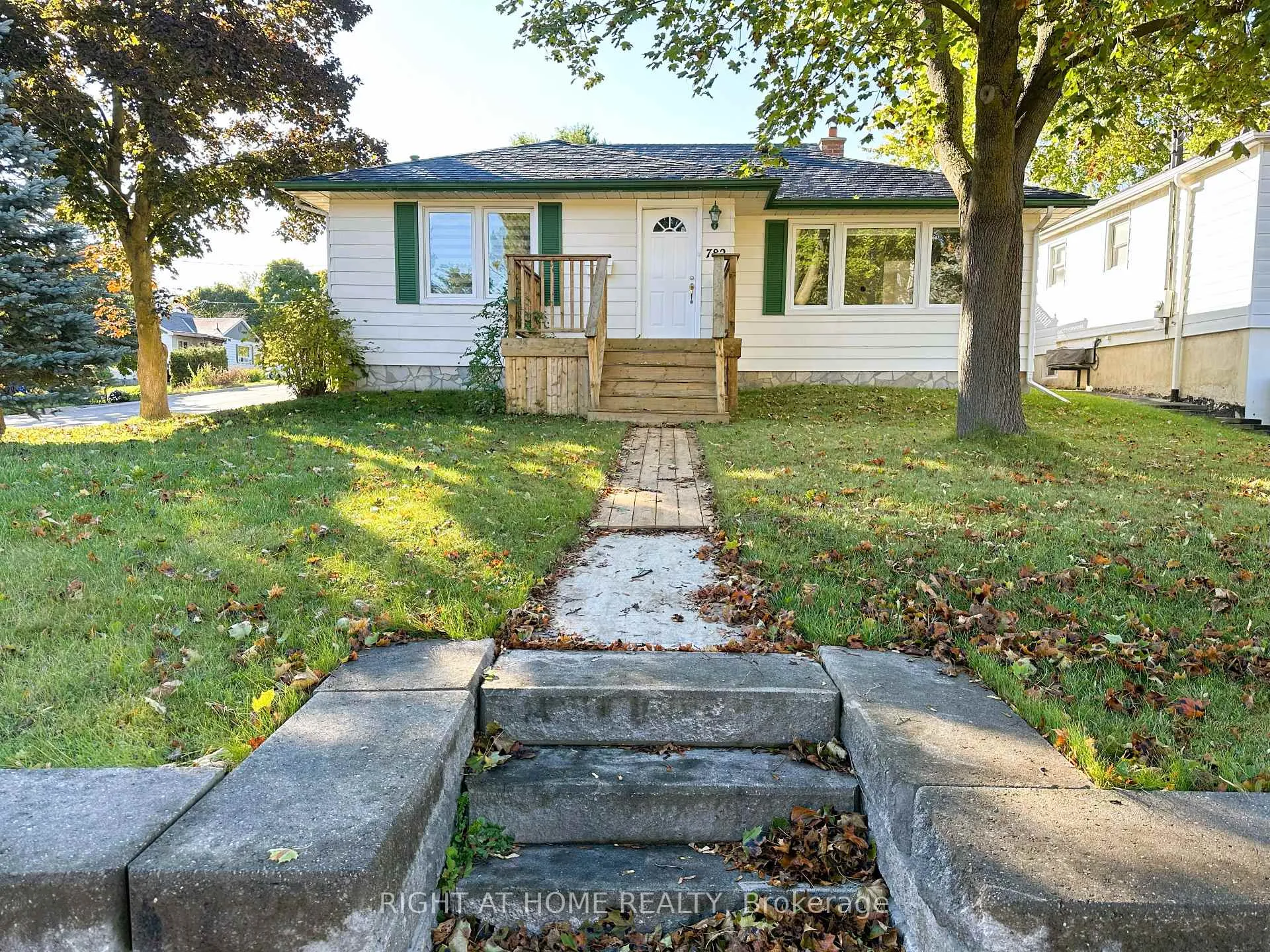 Photo 1 of 782 Gorham Street, Newmarket, Gorham-College Manor — HOMEH