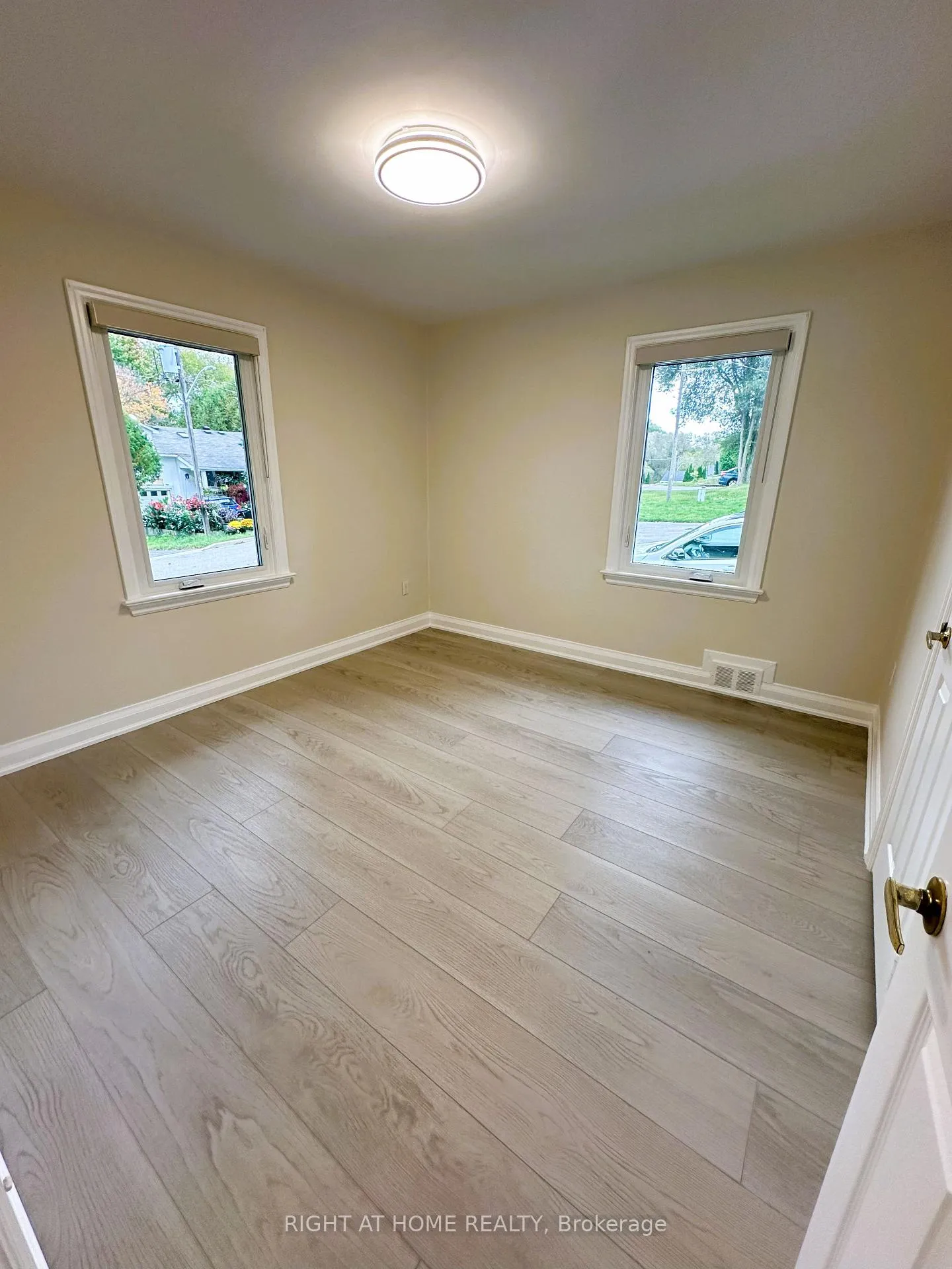 Photo 20 of 782 Gorham Street, Newmarket, Gorham-College Manor — HOMEH