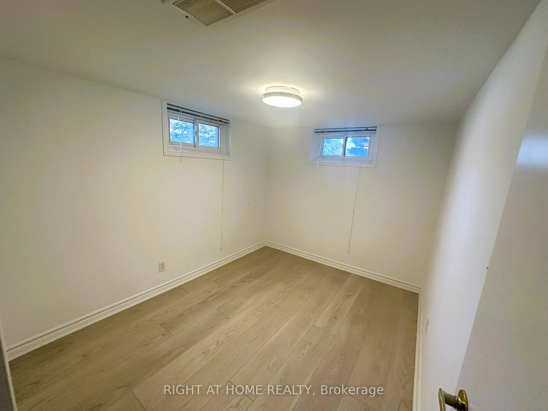 Photo 27 of 782 Gorham Street, Newmarket, Gorham-College Manor — HOMEH