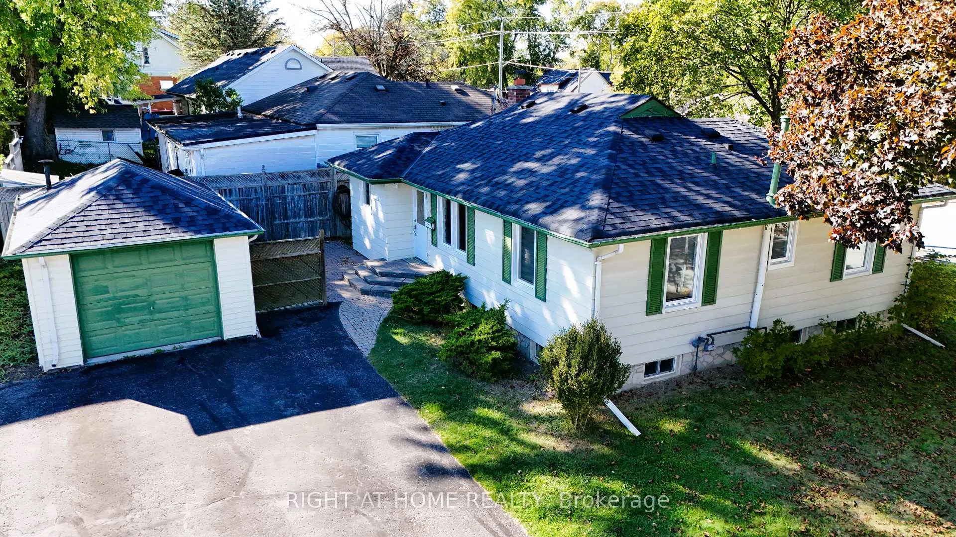 Photo 32 of 782 Gorham Street, Newmarket, Gorham-College Manor — HOMEH