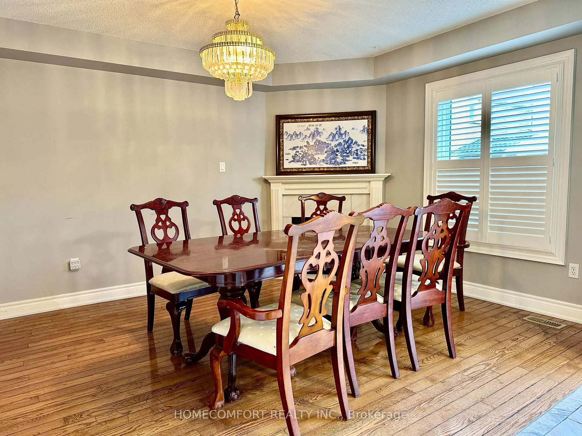 Photo 3 of Unit Main FL, 29 Sophia Road, Markham, Middlefield — HOMEH