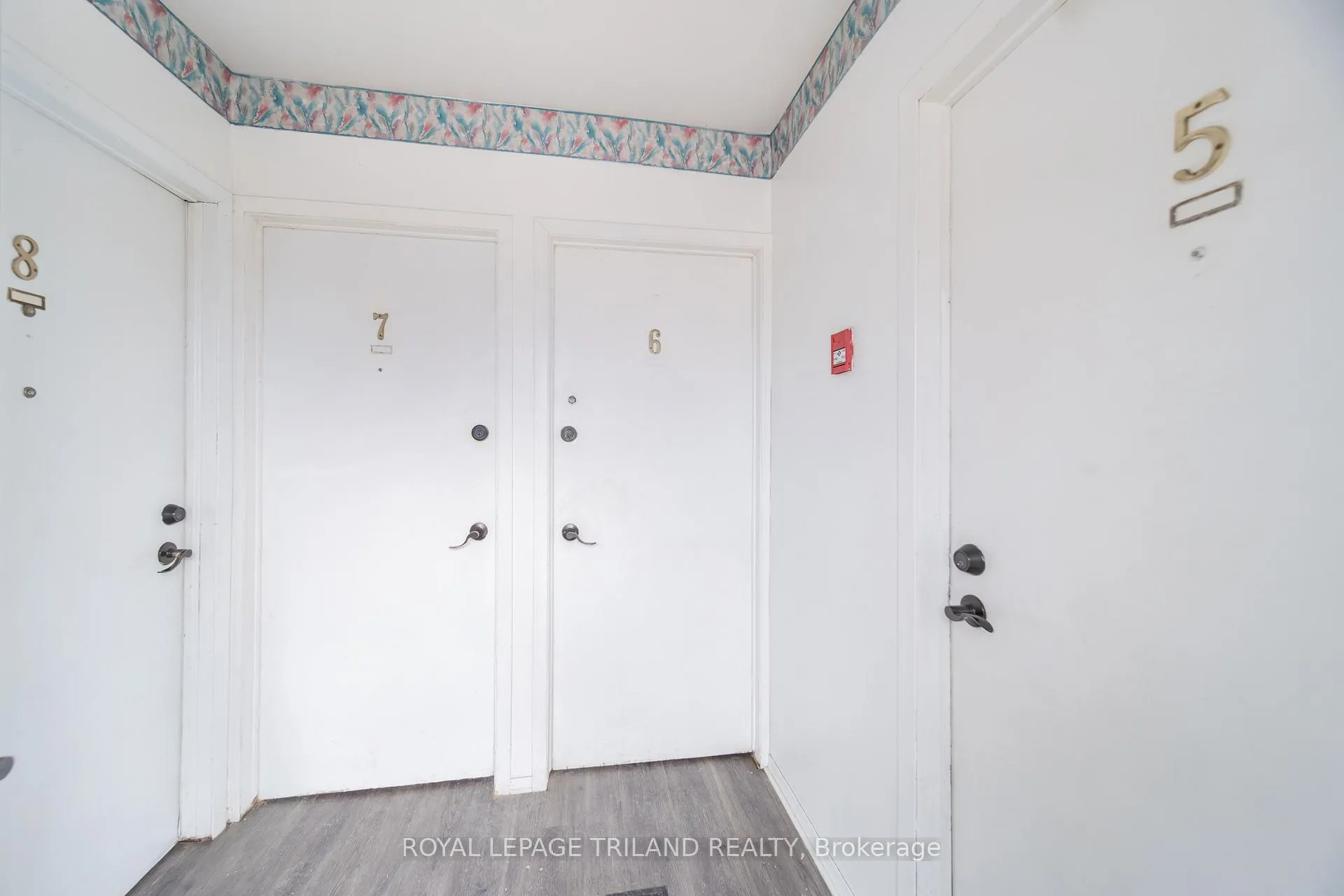 Photo 10 of 15 Victoria Lane, Bluewater, Zurich — HOMEH
