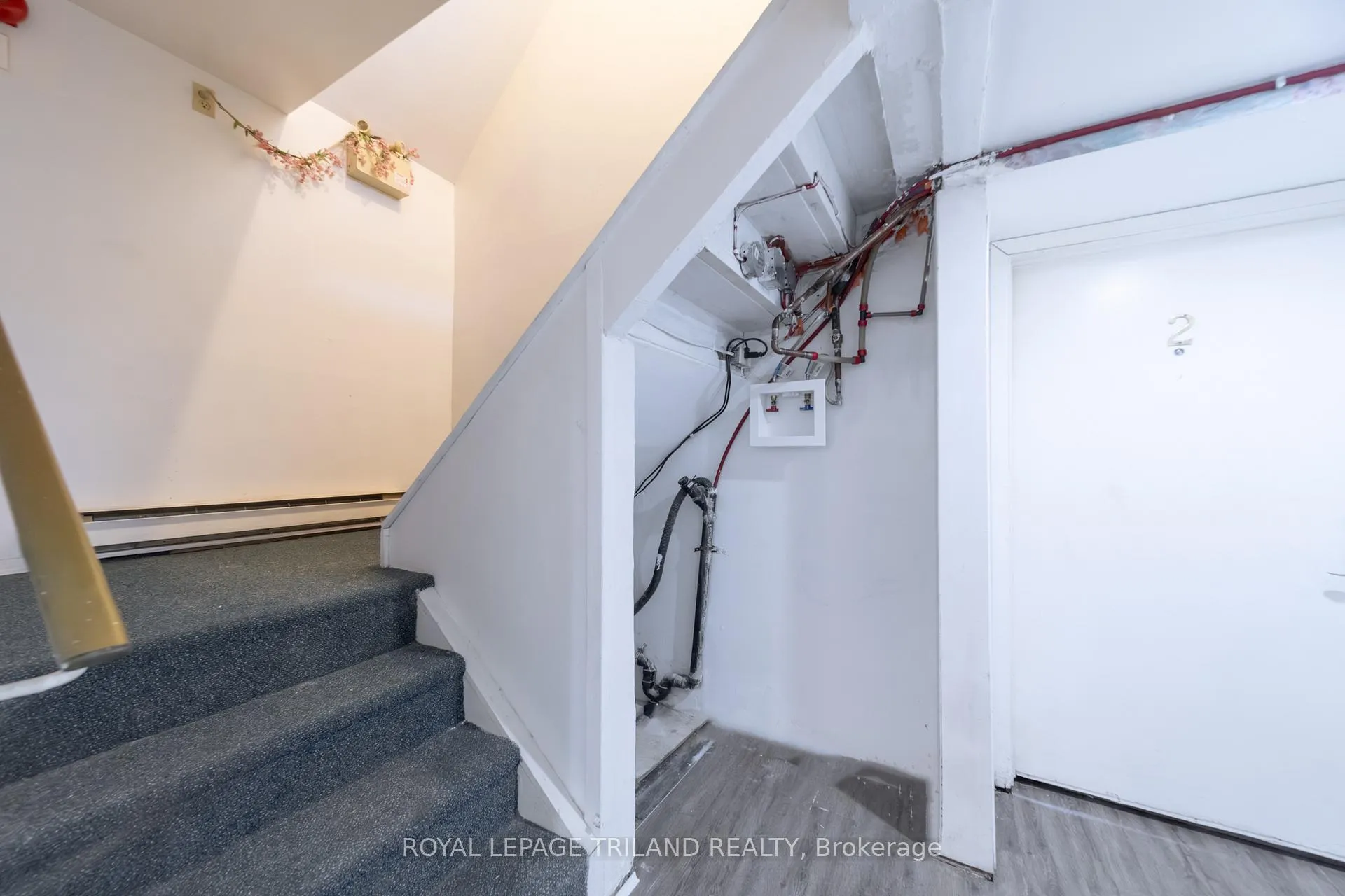 Photo 16 of 15 Victoria Lane, Bluewater, Zurich — HOMEH
