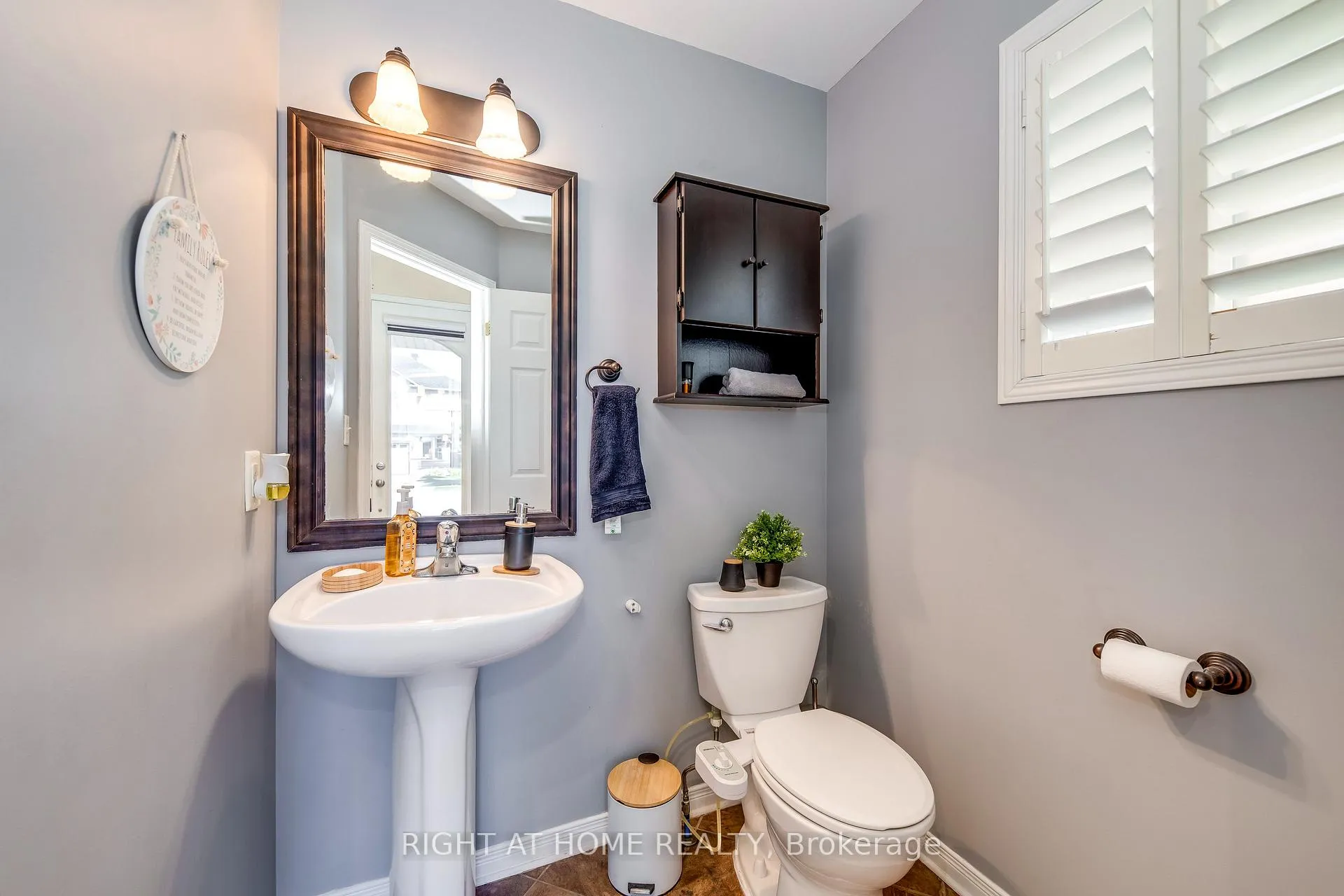 Photo 10 of 3048 Jenn Avenue, Burlington, Alton — HOMEH