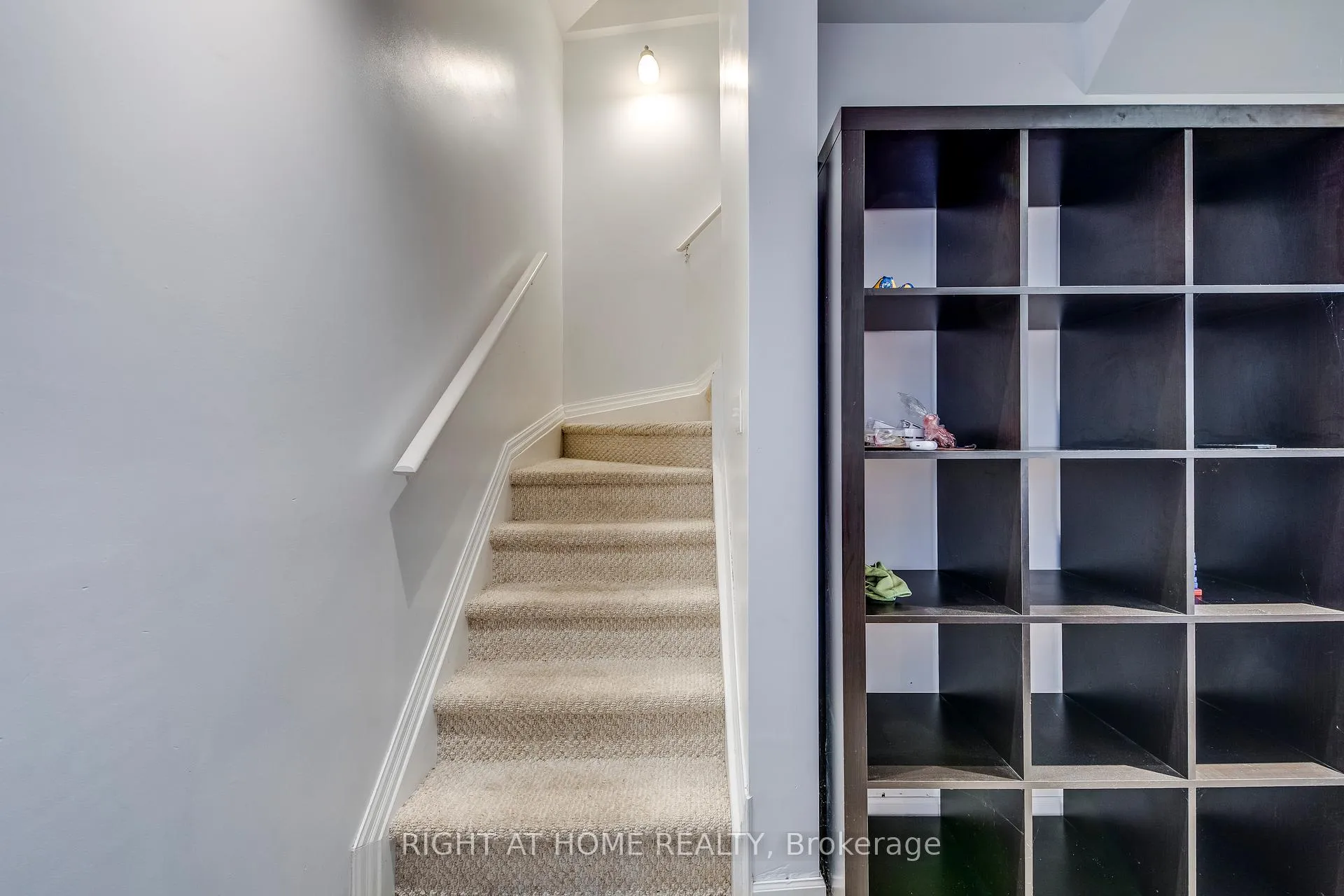 Photo 25 of 3048 Jenn Avenue, Burlington, Alton — HOMEH