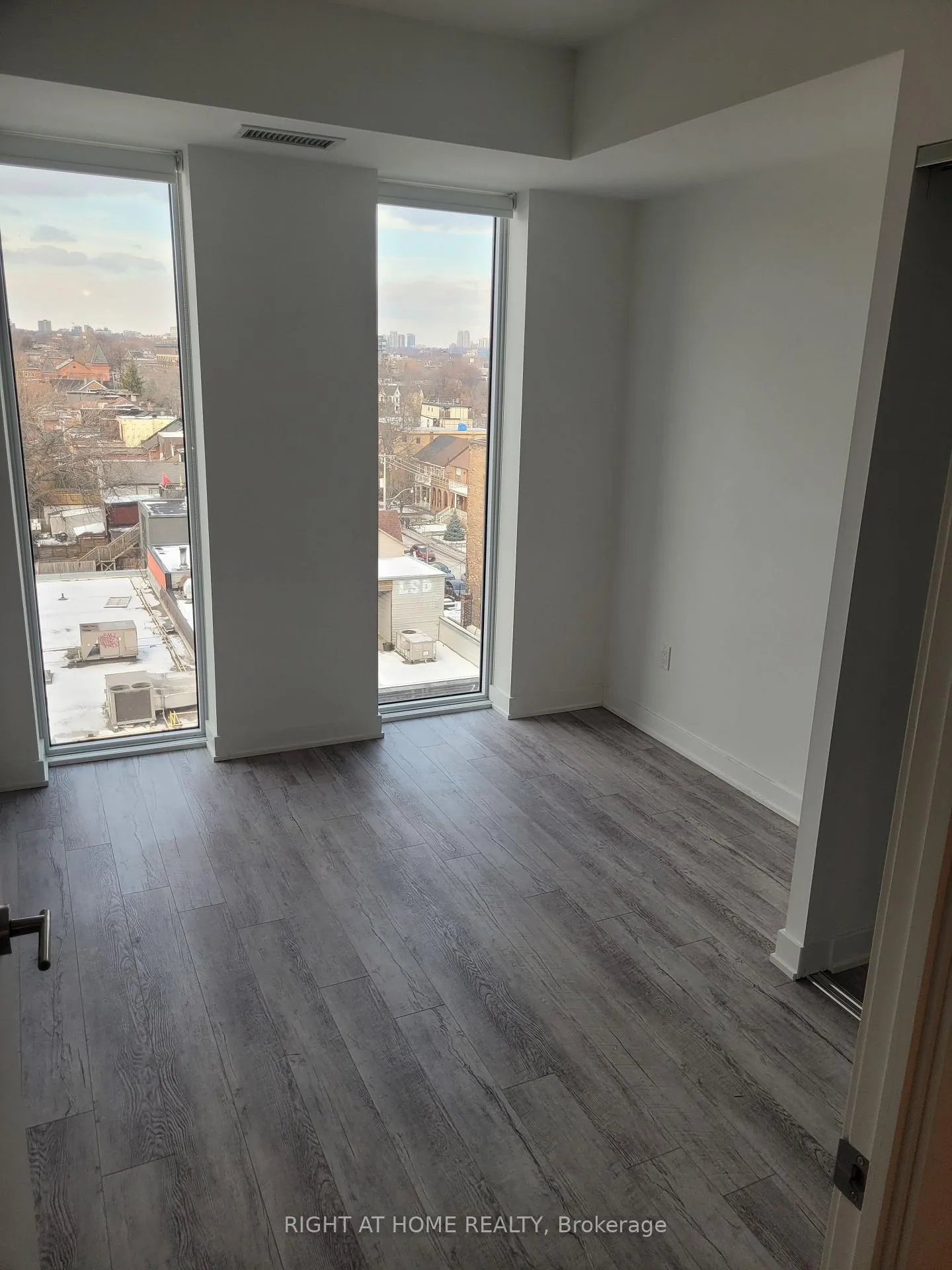 Photo 12 of Unit 712, 106 Dovercourt Road, Toronto, Trinity-Bellwoods — HOMEH