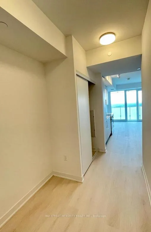 Photo 5 of Unit 4908, 3900 Confederation Parkway, Mississauga, City Centre — HOMEH