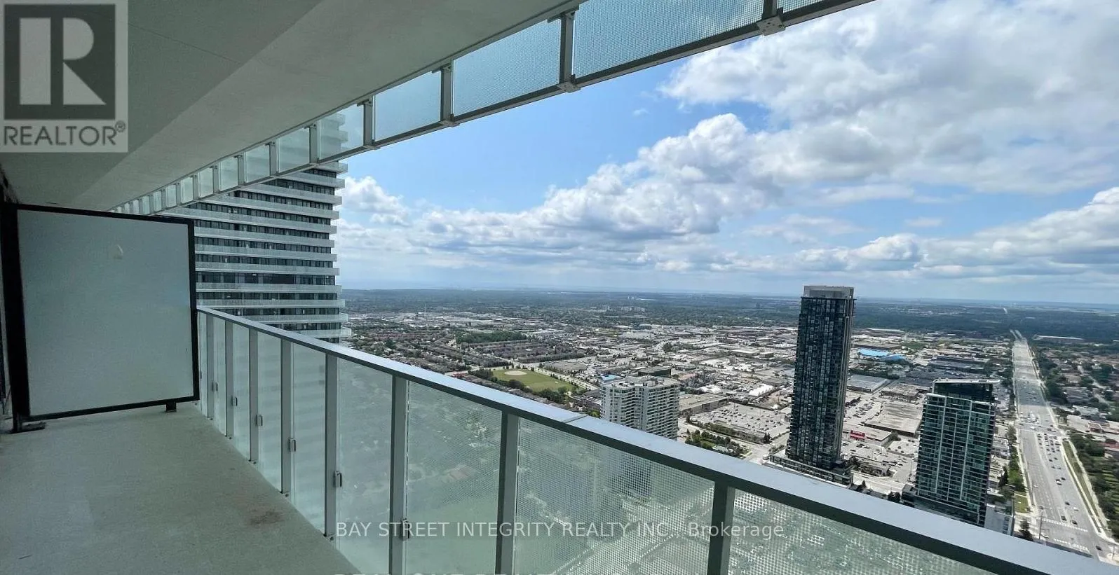 Photo 12 of Unit 4908, 3900 Confederation Parkway, Mississauga, City Centre — HOMEH
