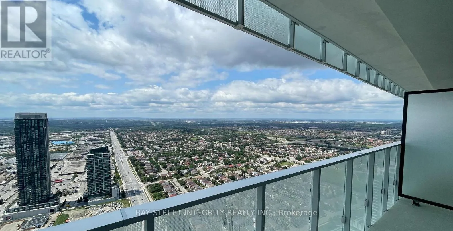 Photo 15 of Unit 4908, 3900 Confederation Parkway, Mississauga, City Centre — HOMEH