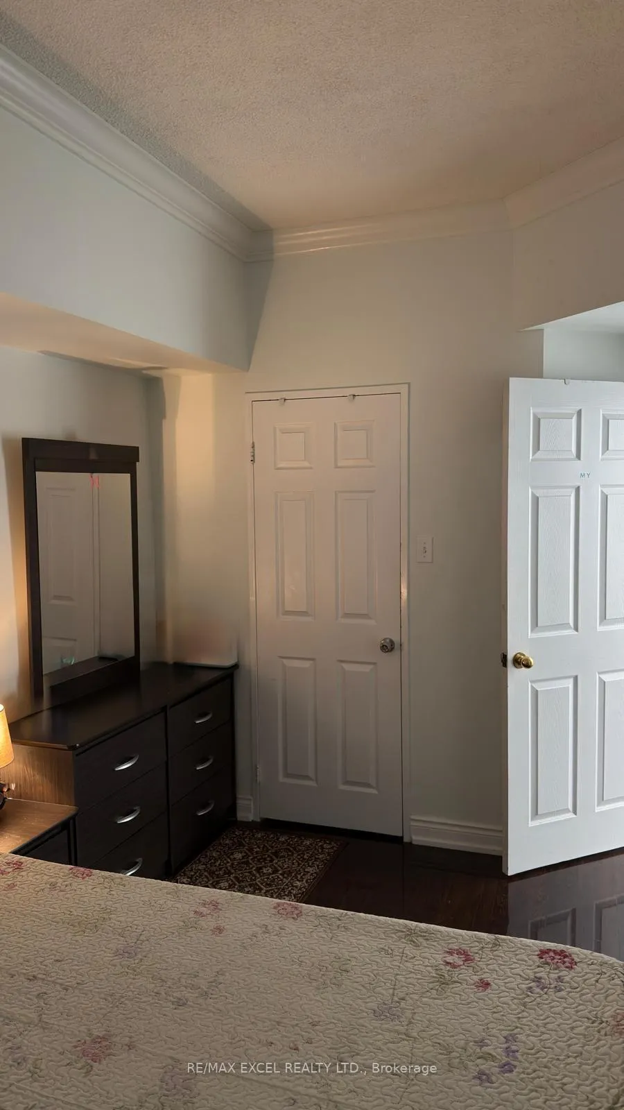Photo 4 of Unit 708, 6 Humberline Drive, Etobicoke, West Humber-Clairville — HOMEH