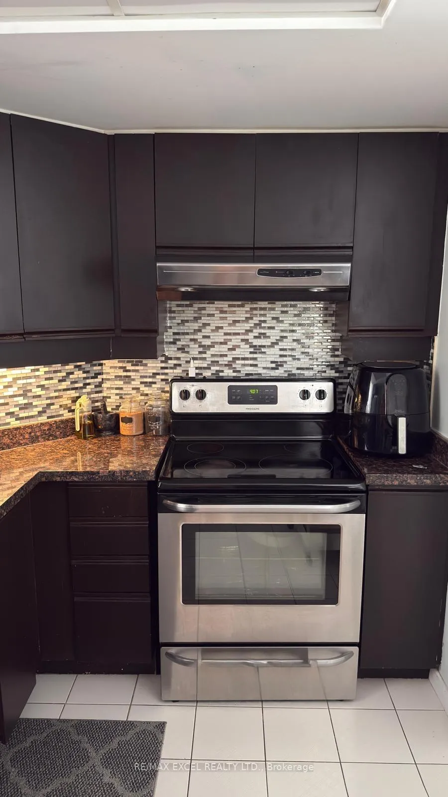 Photo 7 of Unit 708, 6 Humberline Drive, Etobicoke, West Humber-Clairville — HOMEH