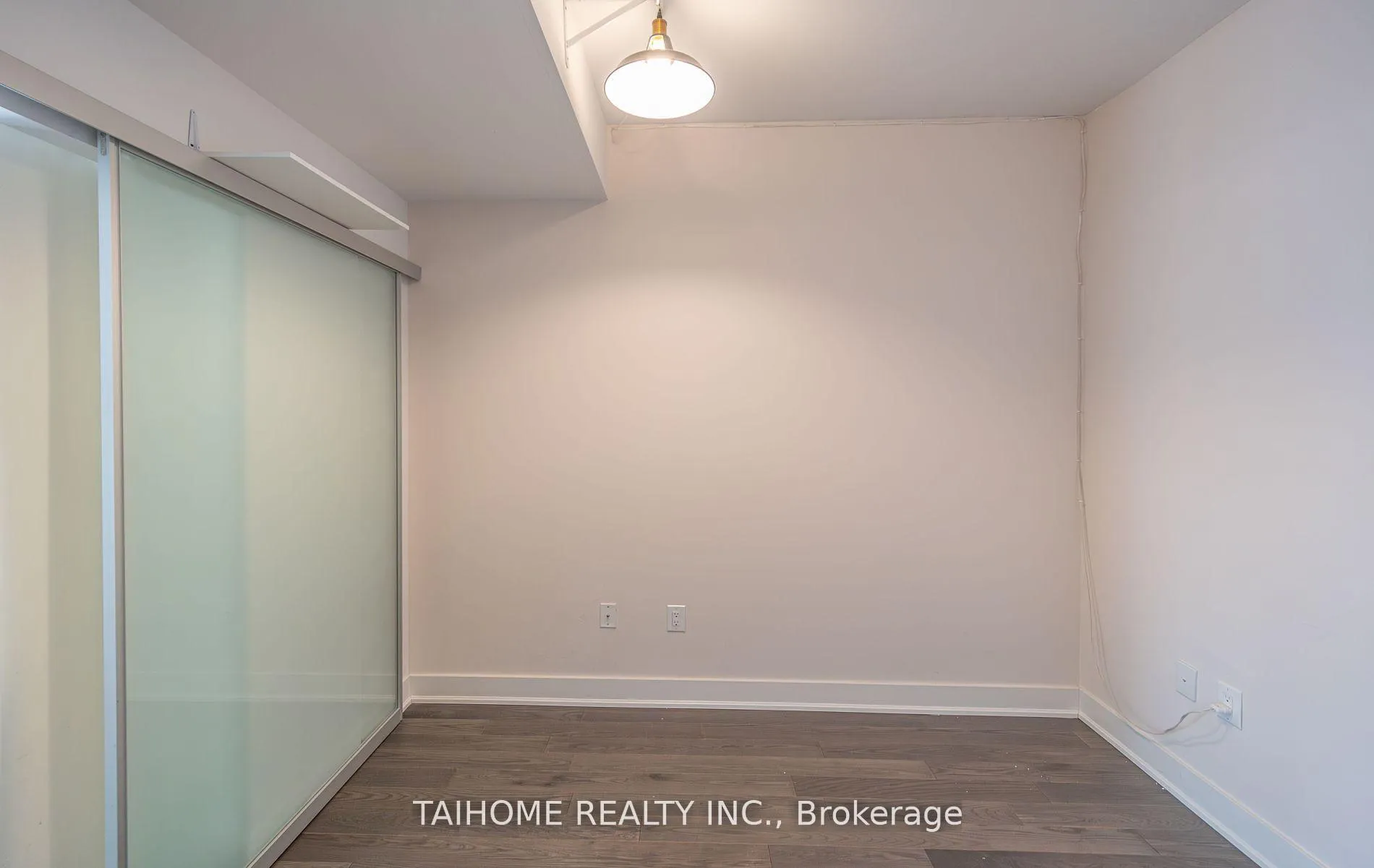 Photo 10 of Unit 307, 955 Bay Street, Toronto, Bay Street Corridor — HOMEH