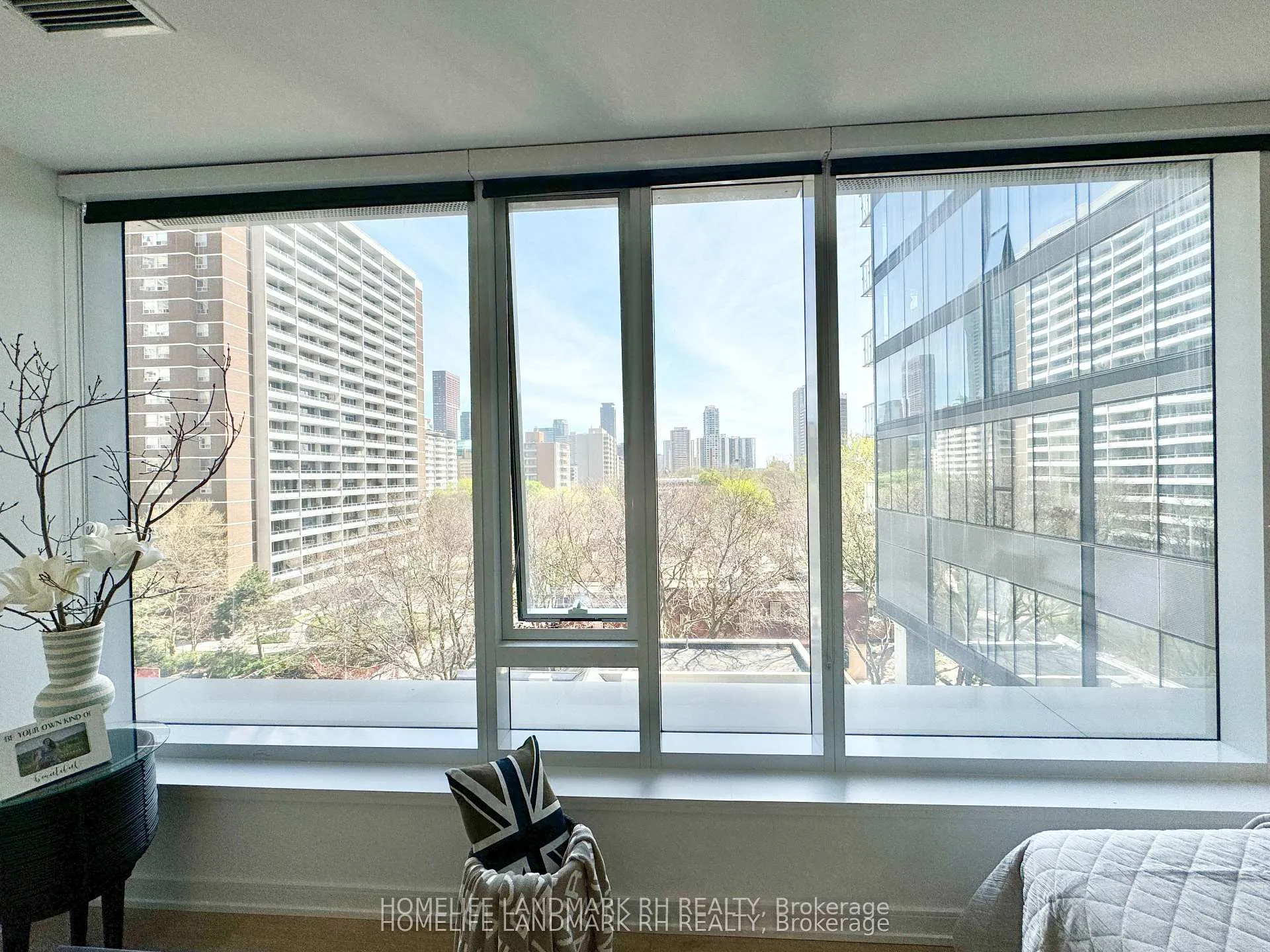Photo 14 of Unit 610, 3 Gloucester Street, Toronto, Church-Yonge Corridor — HOMEH