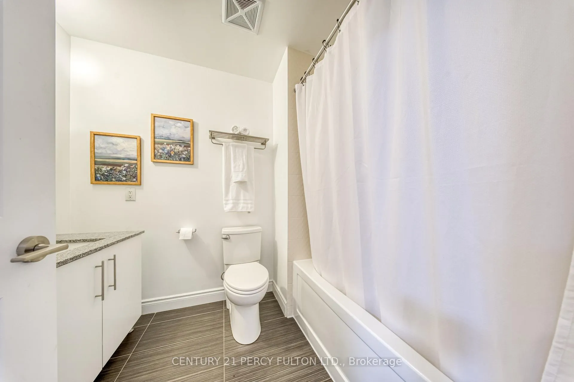 Photo 4 of Unit 21, 259 South Park Road, Markham, Commerce Valley — HOMEH