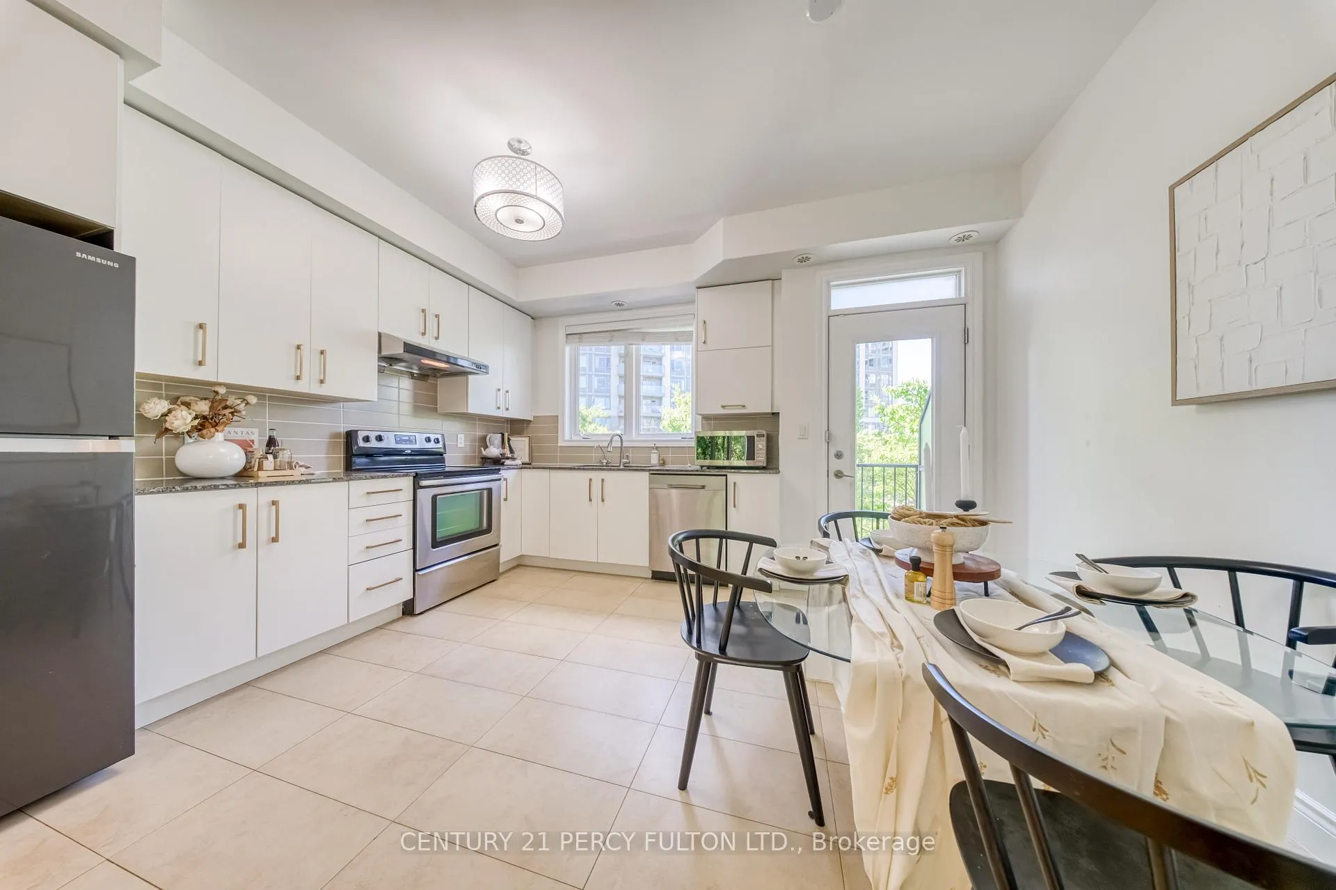 Photo 8 of Unit 21, 259 South Park Road, Markham, Commerce Valley — HOMEH