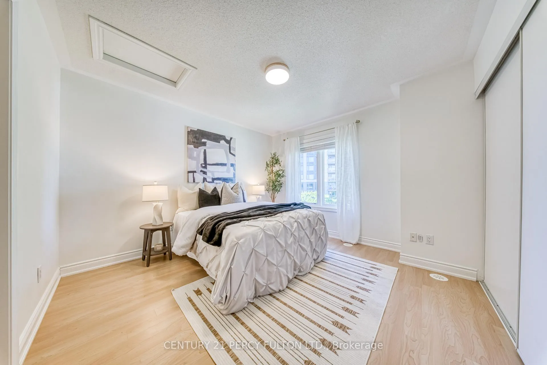 Photo 10 of Unit 21, 259 South Park Road, Markham, Commerce Valley — HOMEH