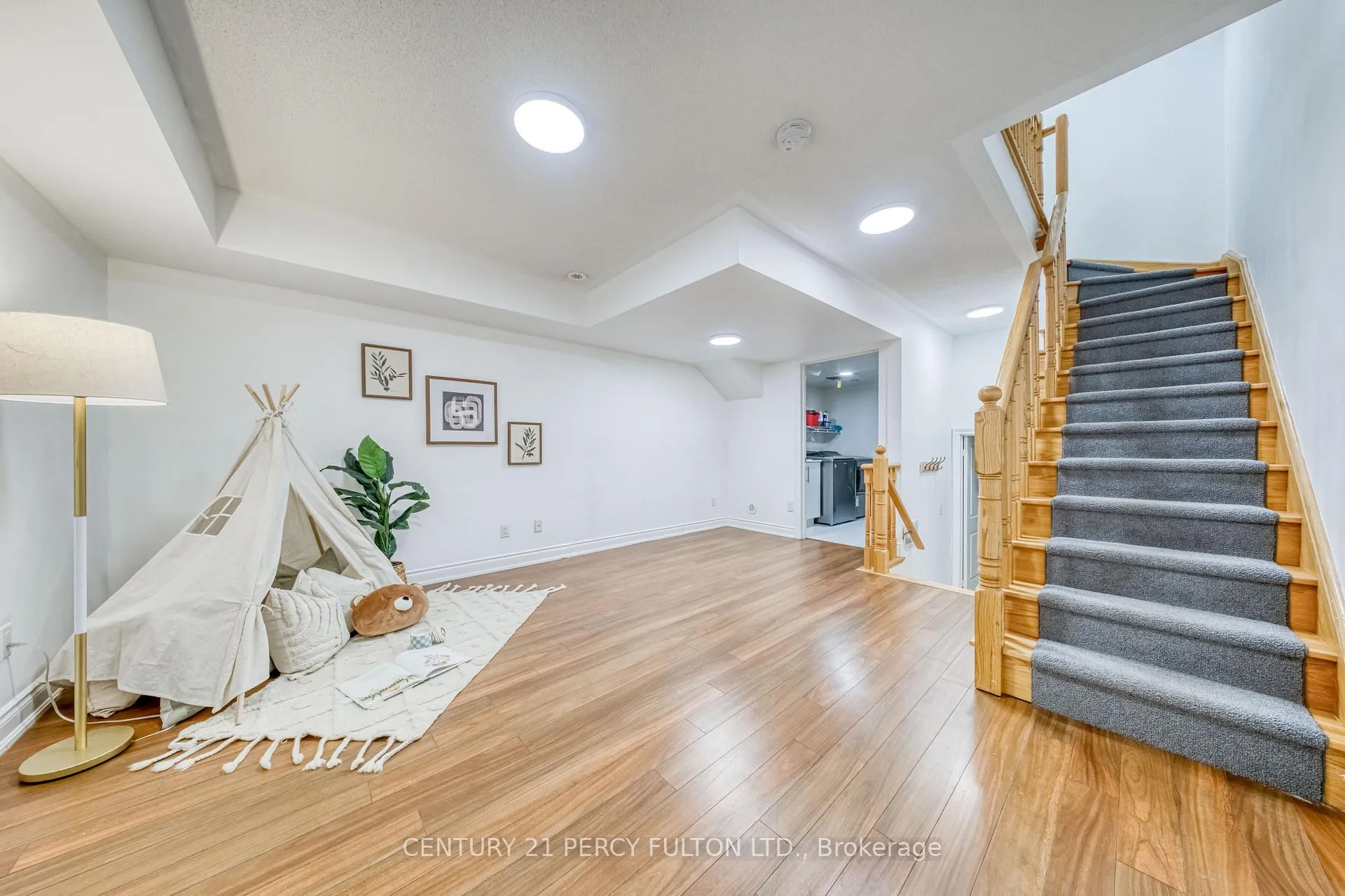 Photo 17 of Unit 21, 259 South Park Road, Markham, Commerce Valley — HOMEH