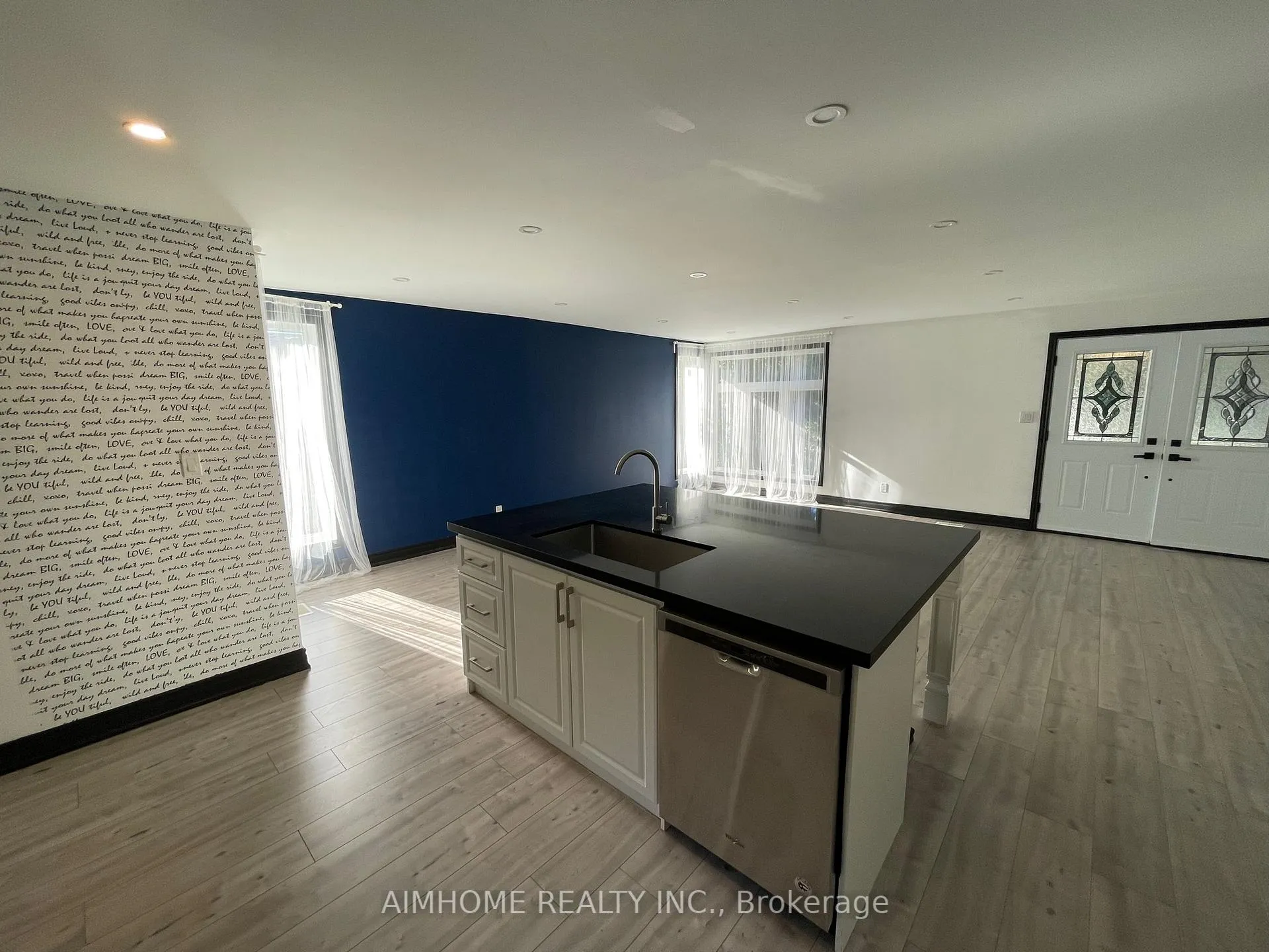 Photo 14 of Unit Upper, 11 Lauralynn Crescent, Scarborough, Agincourt South-Malvern West — HOMEH