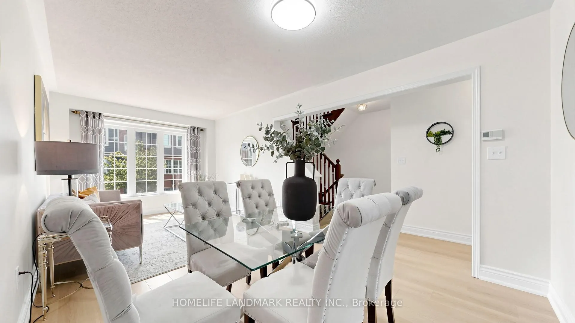 Photo 5 of 17 Hepworth Crescent, Hamilton, Ancaster — HOMEH