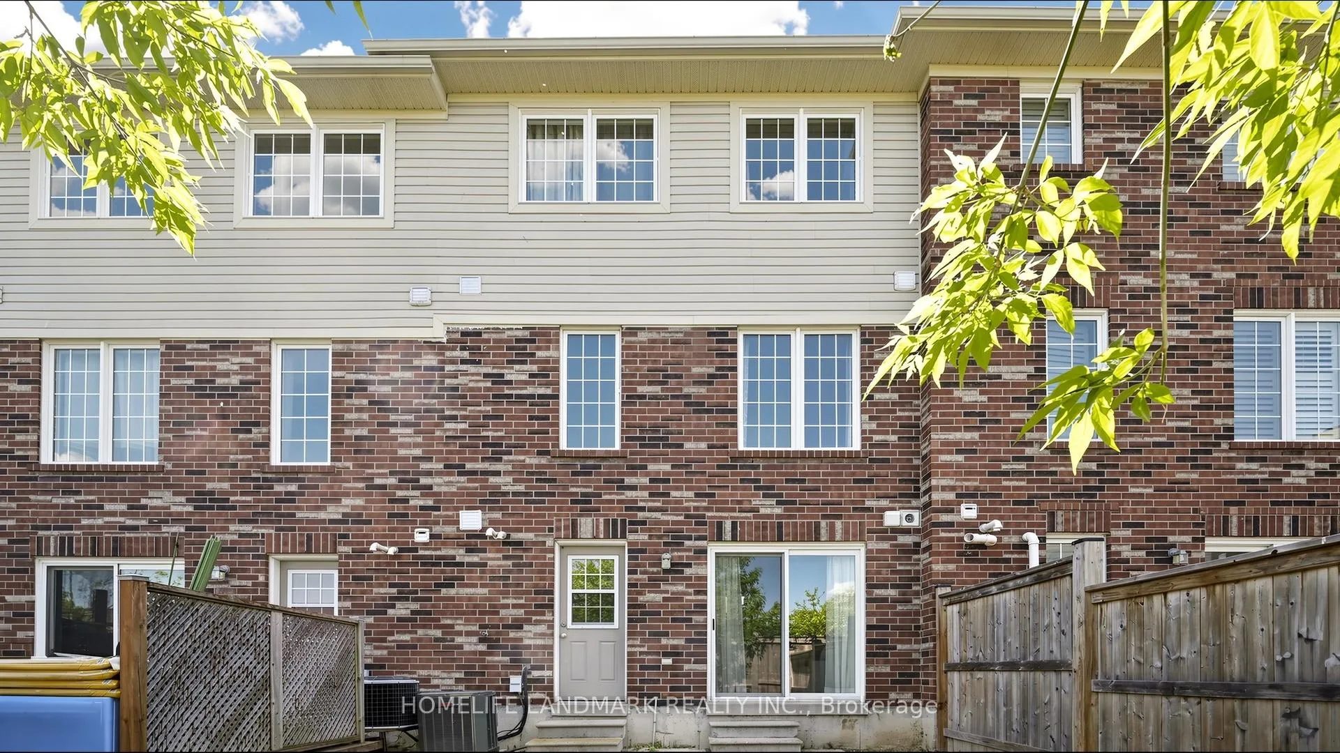 Photo 30 of 17 Hepworth Crescent, Hamilton, Ancaster — HOMEH