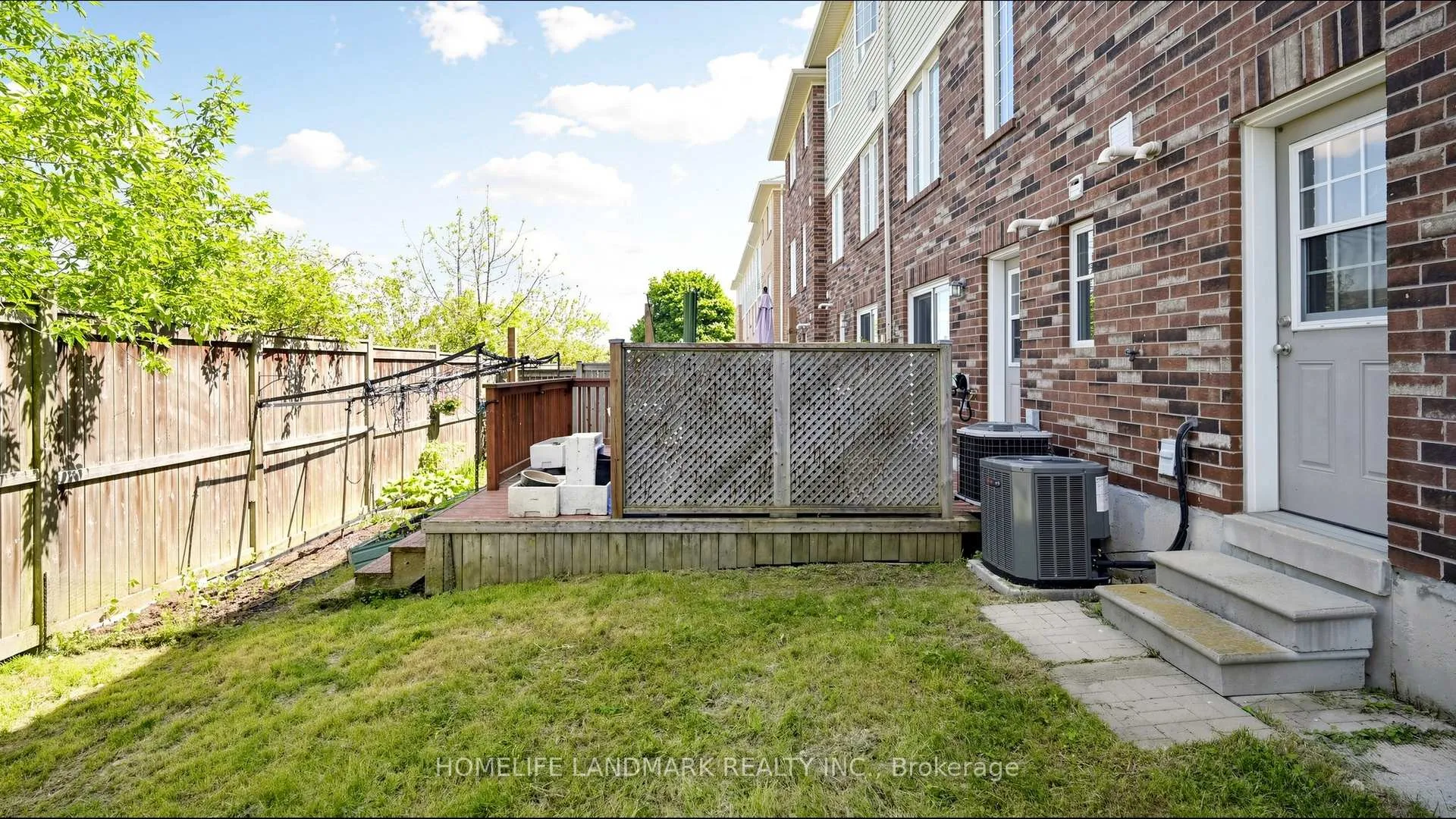 Photo 32 of 17 Hepworth Crescent, Hamilton, Ancaster — HOMEH