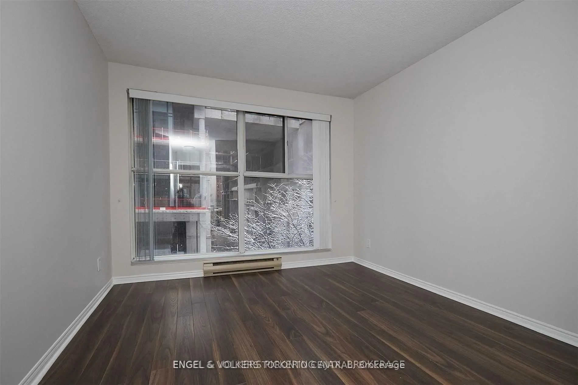 Photo 7 of Unit 310, 222 The Esplanade Street, Toronto, Waterfront Communities — HOMEH