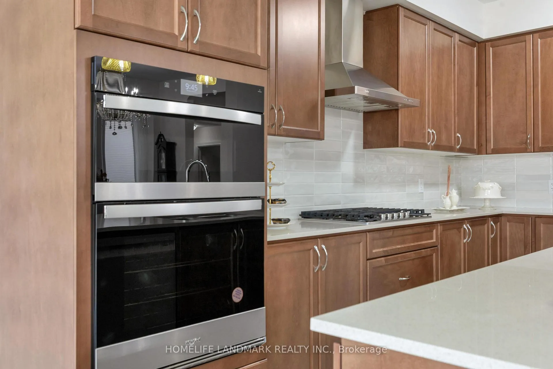 Photo 10 of 55 Georgina Street, Kitchener — HOMEH