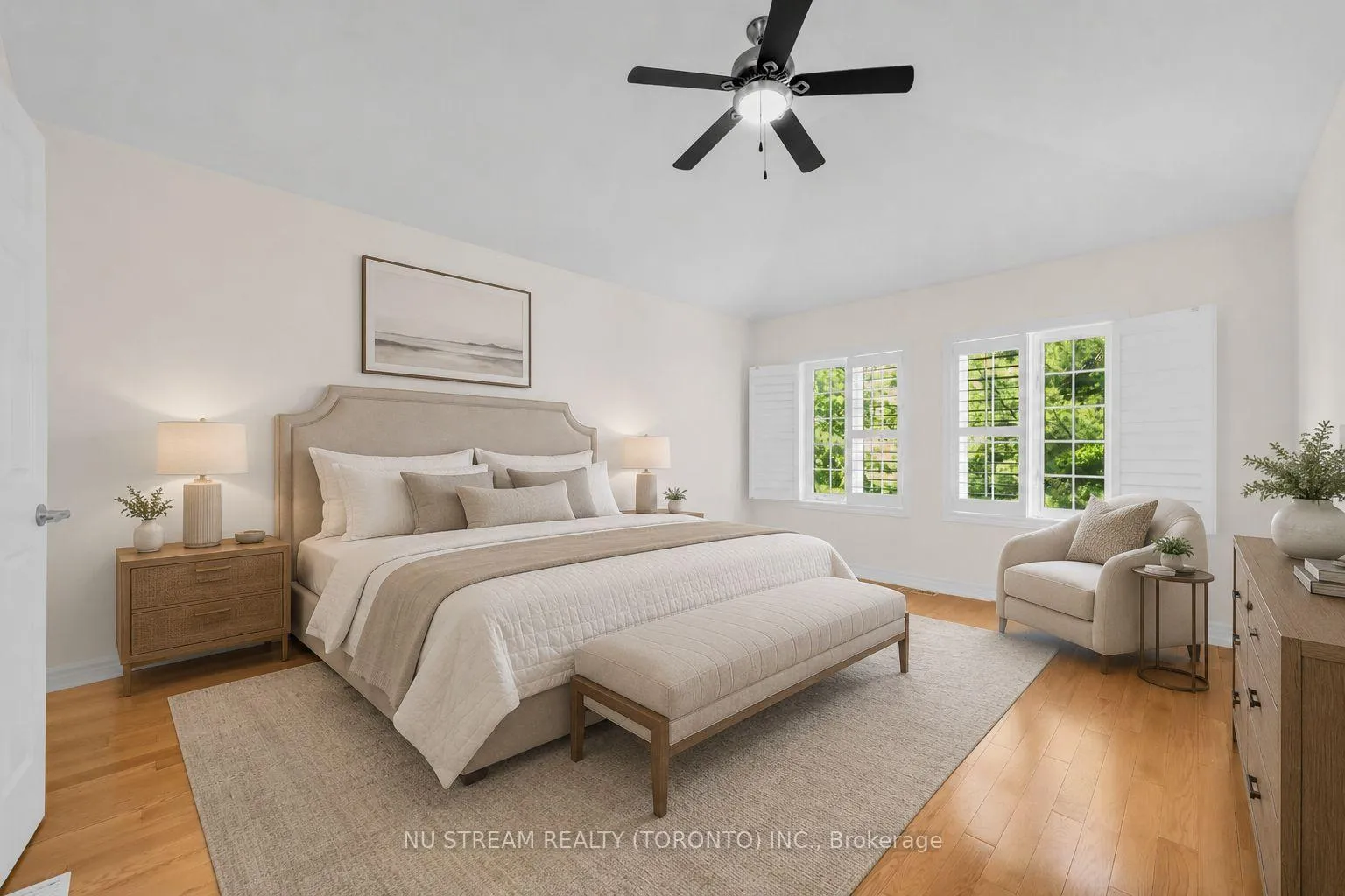 Photo 17 of 36 Crispin Court, Markham, Buttonville — HOMEH