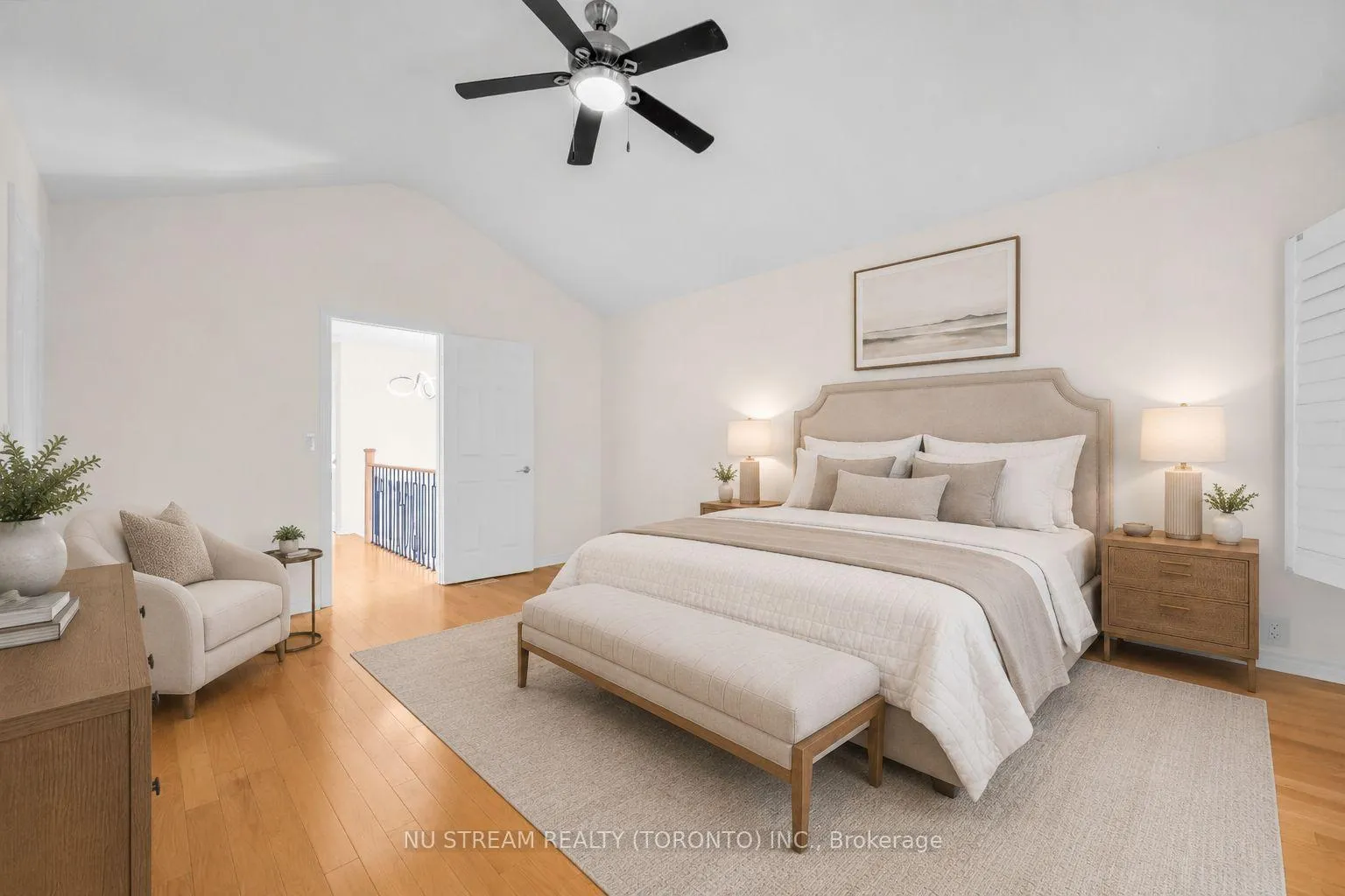 Photo 21 of 36 Crispin Court, Markham, Buttonville — HOMEH