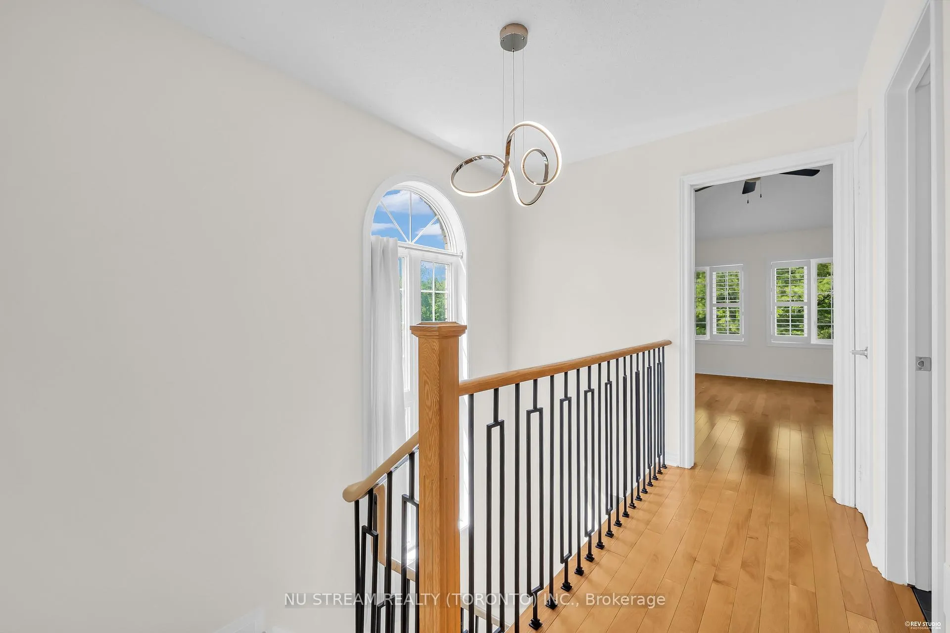 Photo 31 of 36 Crispin Court, Markham, Buttonville — HOMEH