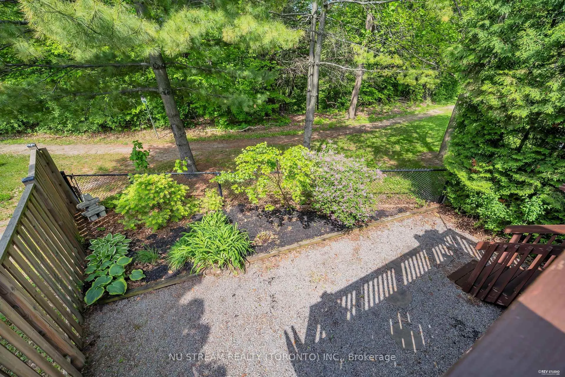Photo 42 of 36 Crispin Court, Markham, Buttonville — HOMEH