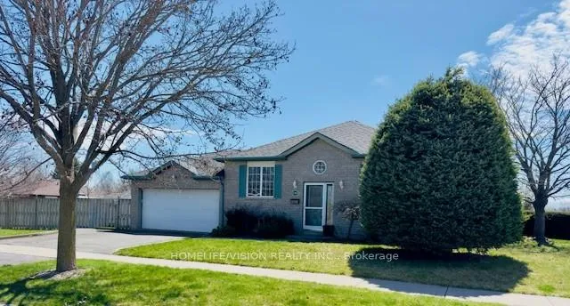 Photo 2 of 1105 Tillison Avenue, Cobourg — HOMEH