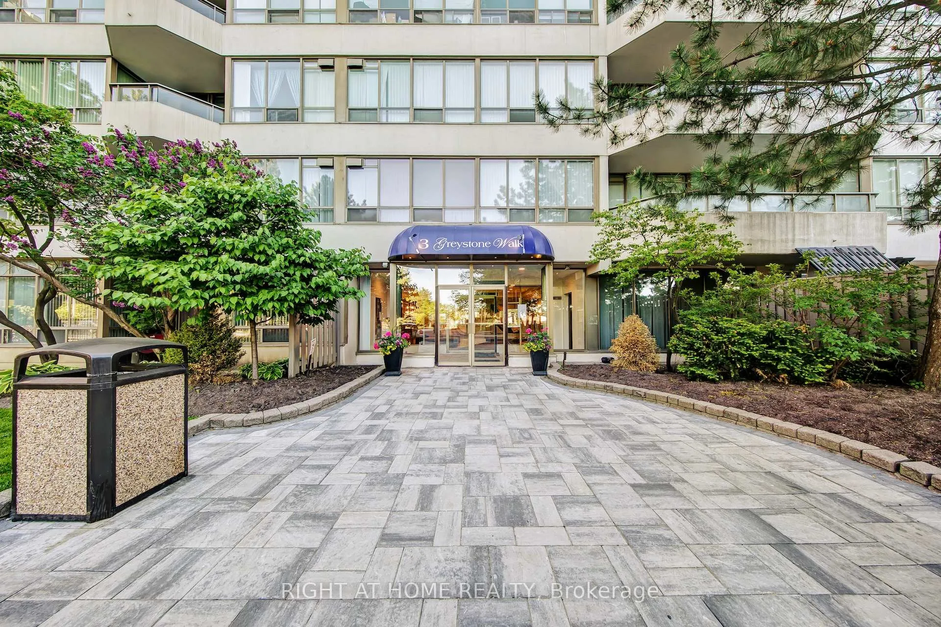 Photo 5 of Unit 2027, 3 Greystone Walk Drive, Scarborough, Kennedy Park — HOMEH
