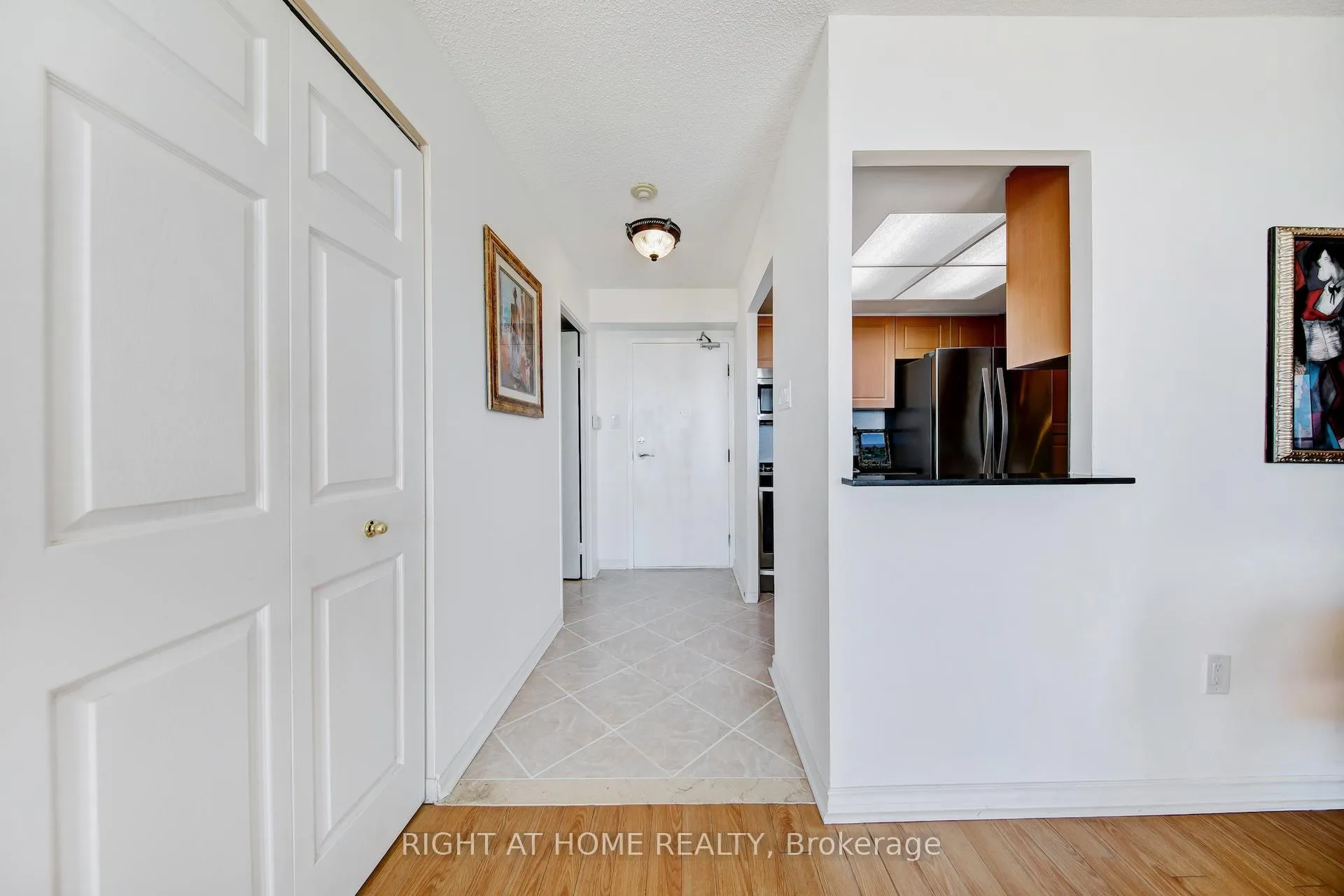 Photo 7 of Unit 2027, 3 Greystone Walk Drive, Scarborough, Kennedy Park — HOMEH