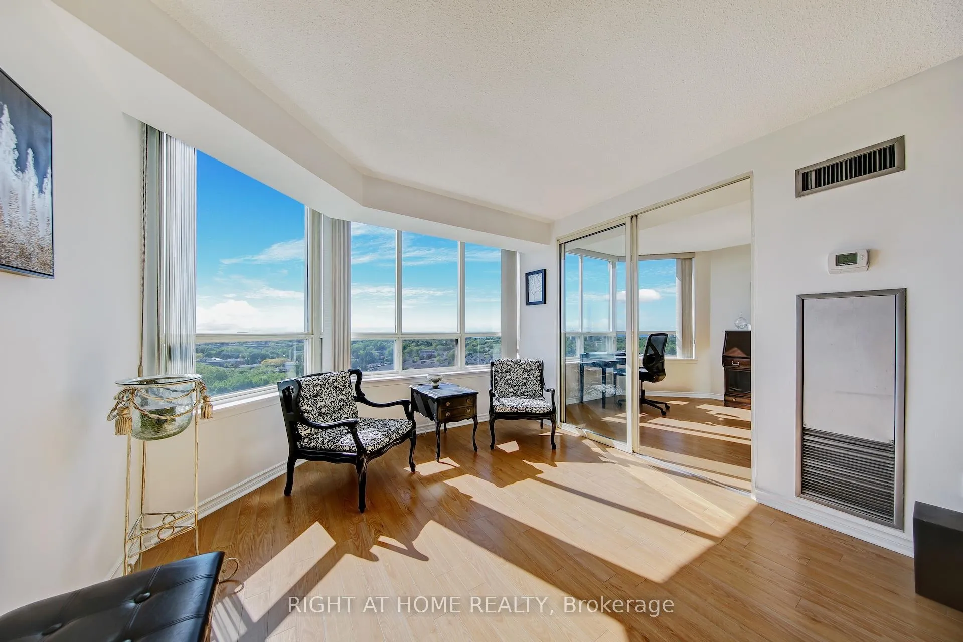 Photo 13 of Unit 2027, 3 Greystone Walk Drive, Scarborough, Kennedy Park — HOMEH